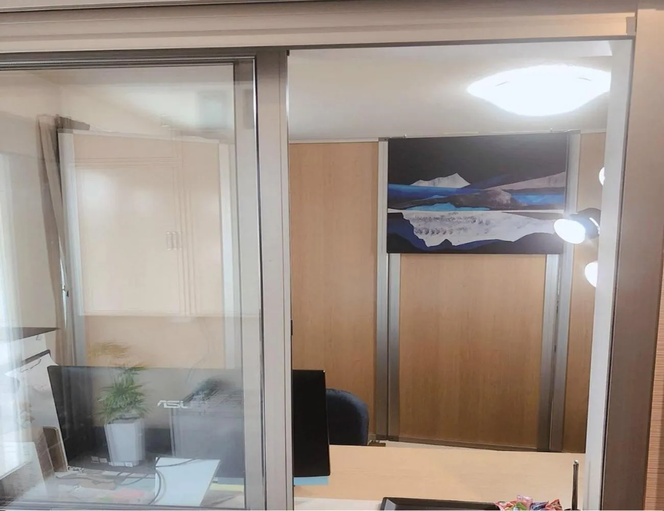 Lobby or reception in Floral Green Maple House