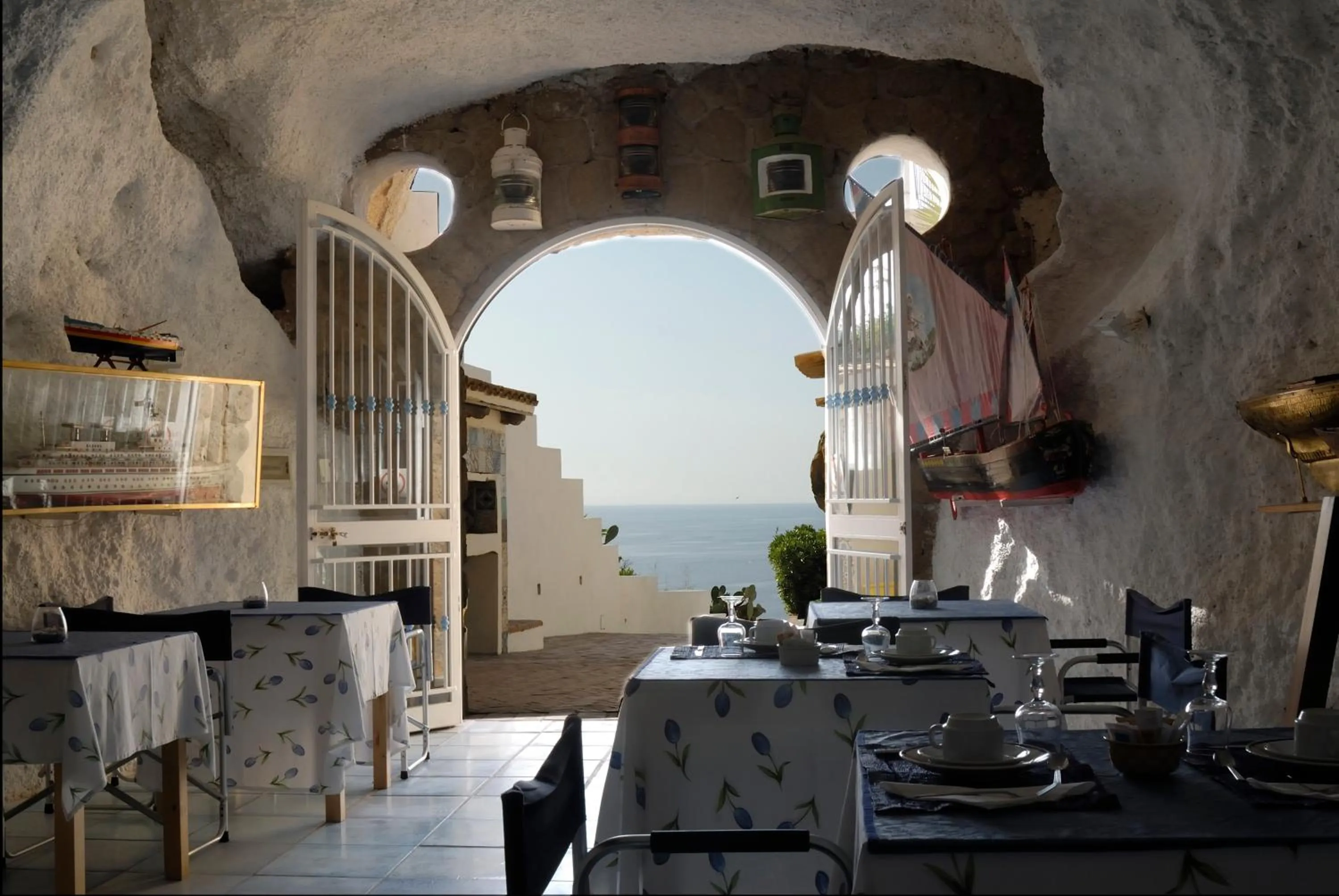 Restaurant/places to eat in Hotel Agave e Ginestra