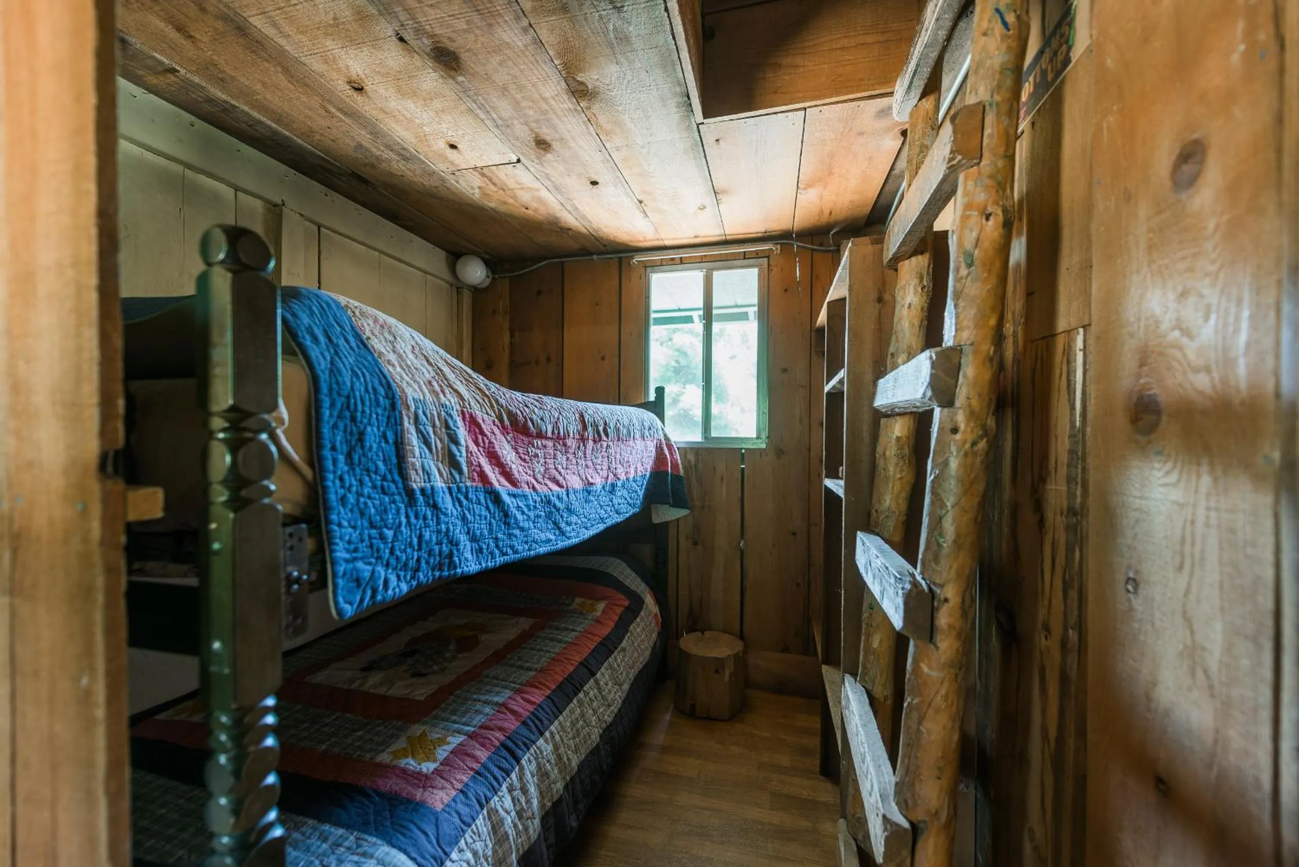 bunk bed, Bed in Silver City Mountain Resort