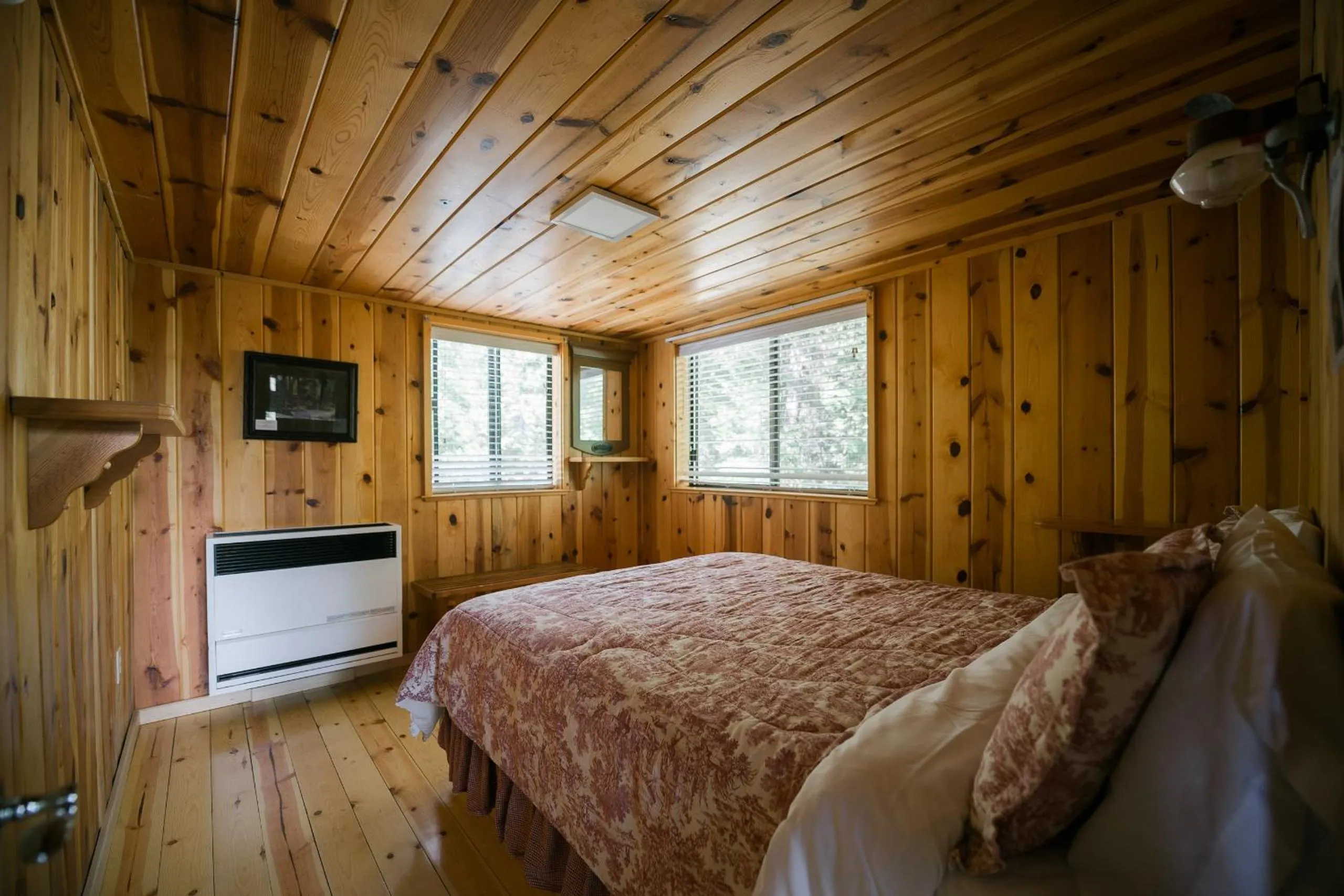 Bedroom, Bed in Silver City Mountain Resort