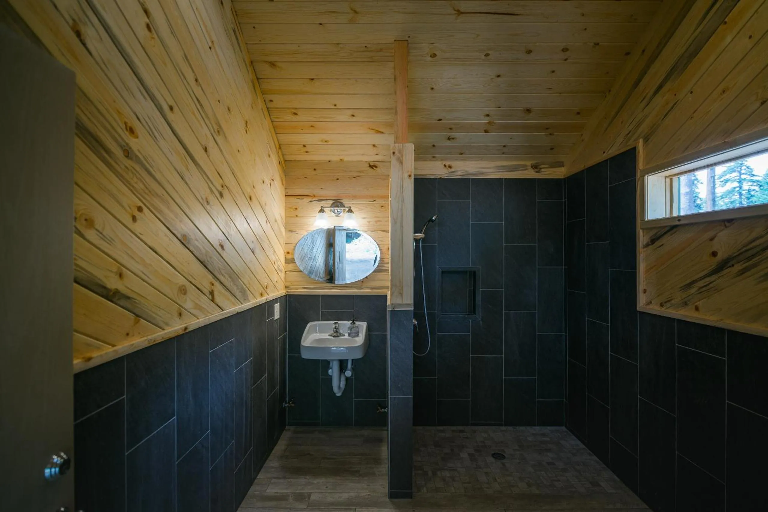Public Bath in Silver City Mountain Resort