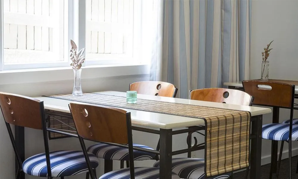 Dining area in Moana Lodge