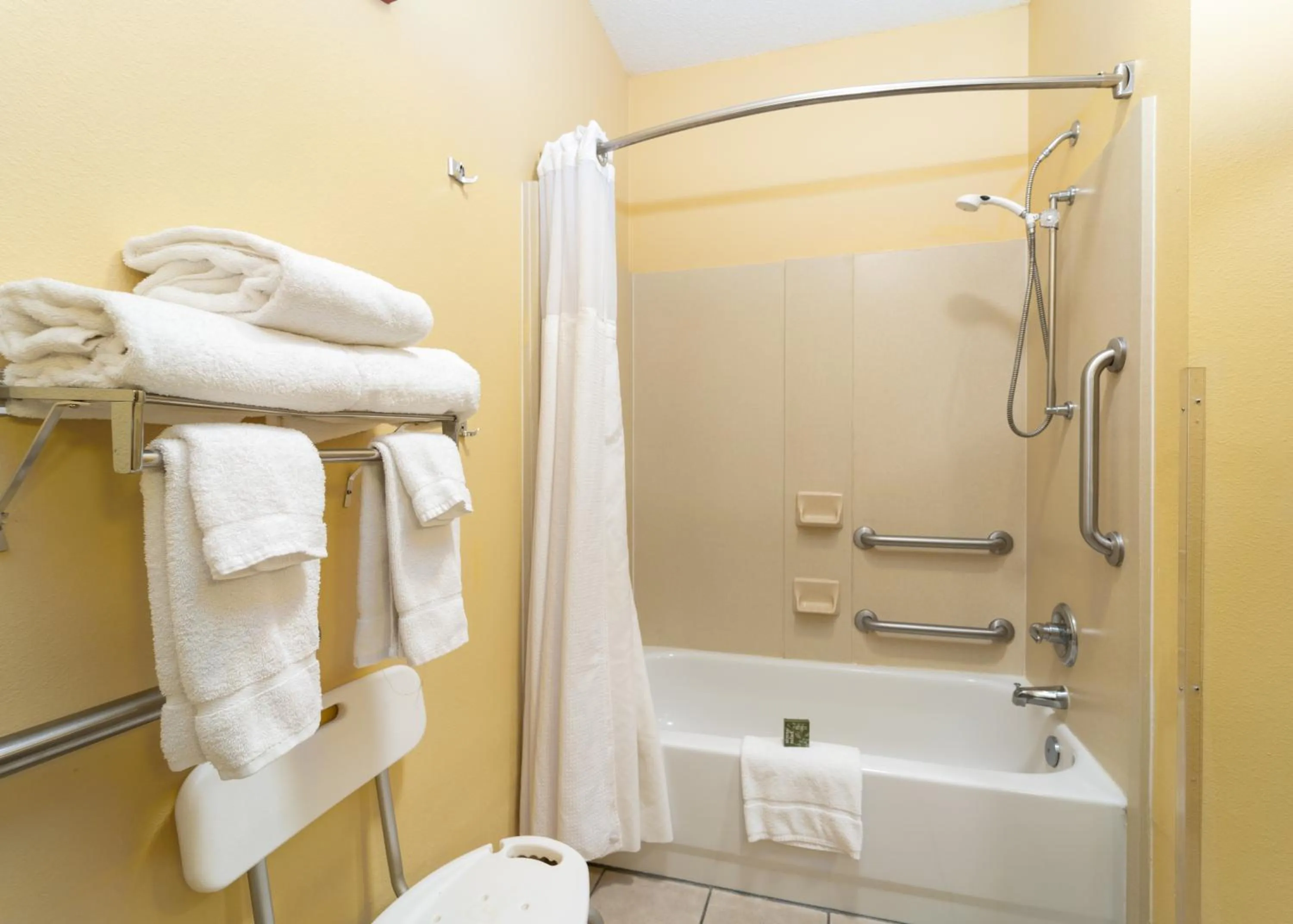 Property building in MCM Elegante Lodge & Resorts