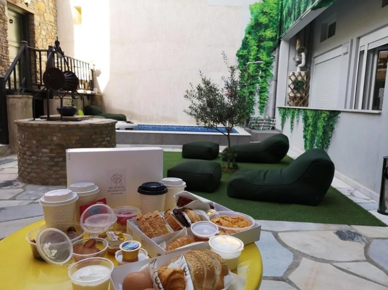 Breakfast in Athenian Residences