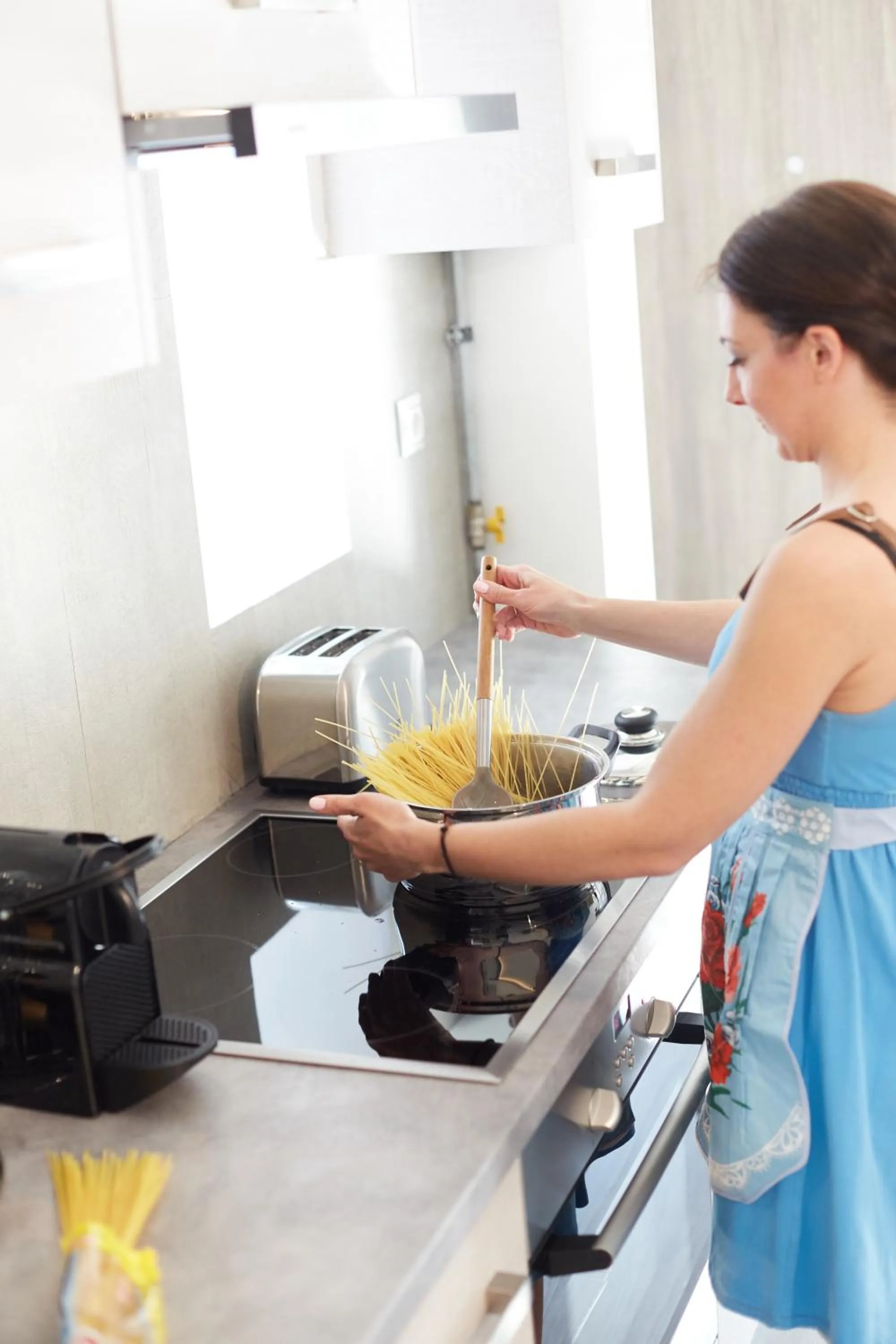 People in Athenian Residences