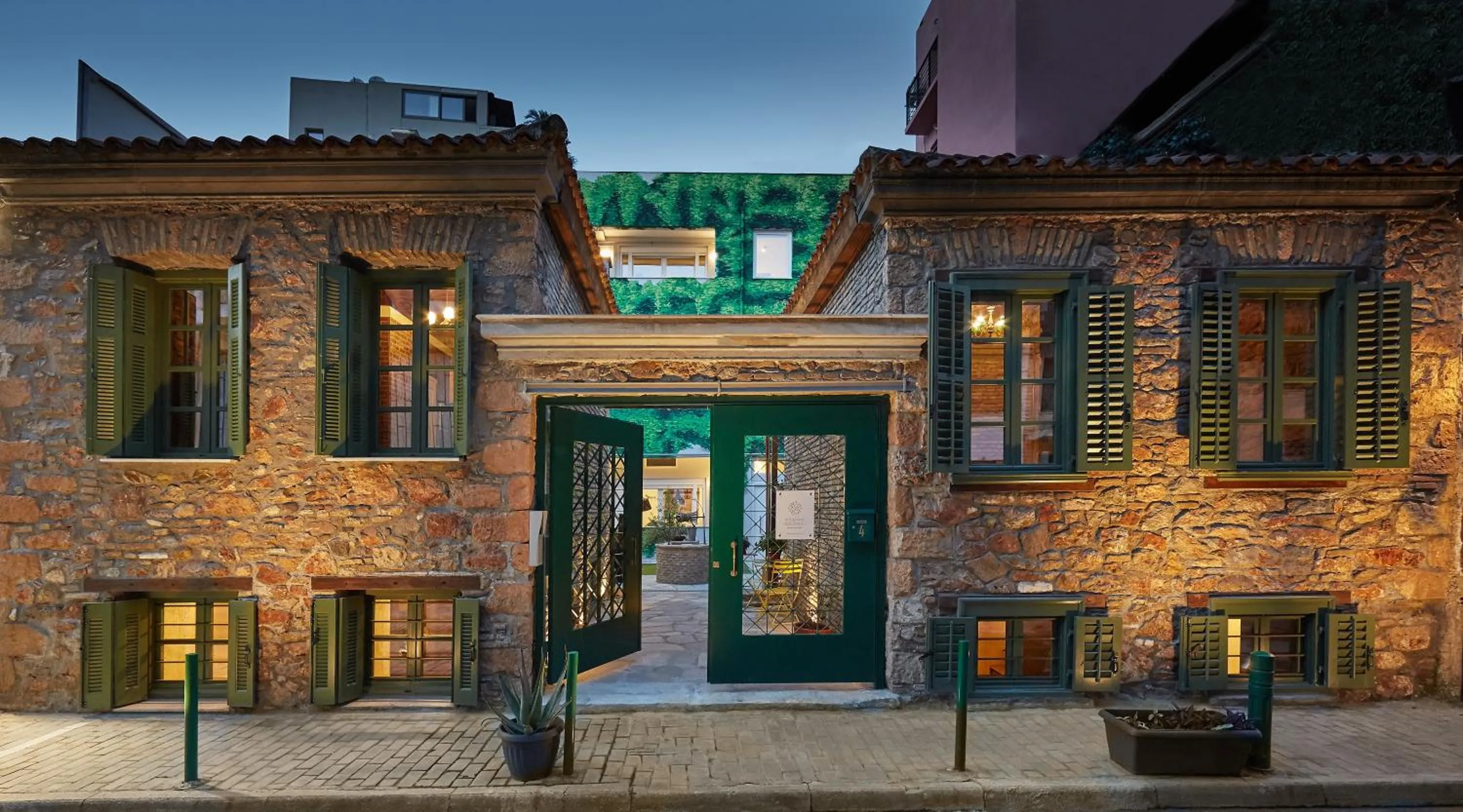 Property building in Athenian Residences