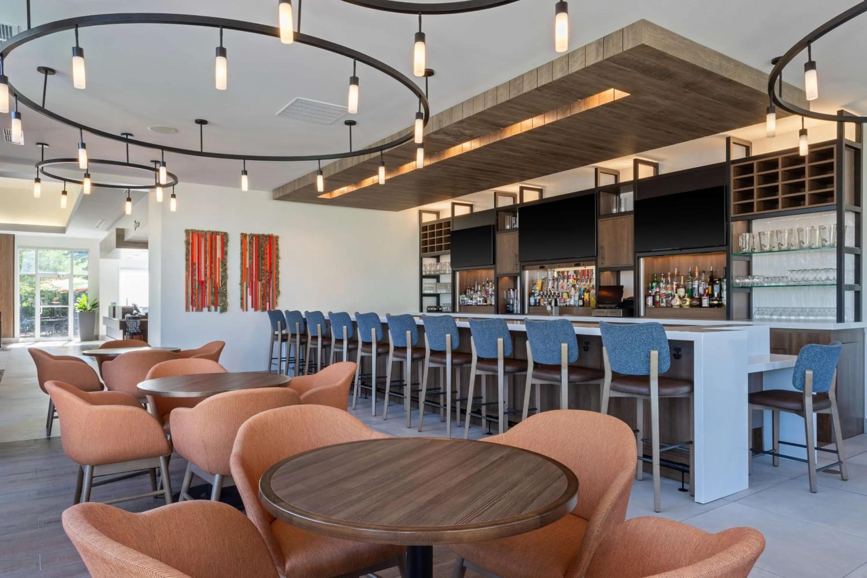 Restaurant/places to eat in Hilton Garden Inn Chesterton