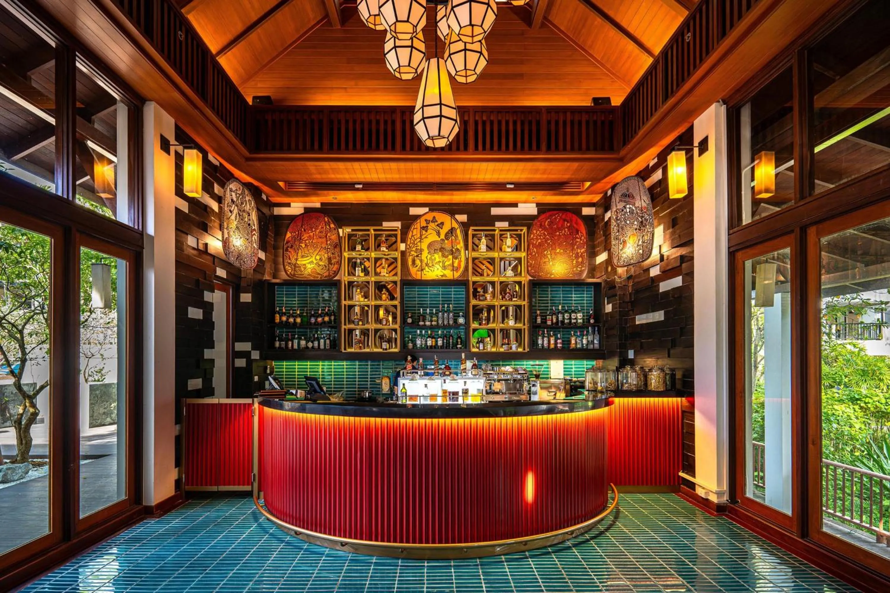 Lounge or bar in Marriott's Mai Khao Resort - Phuket