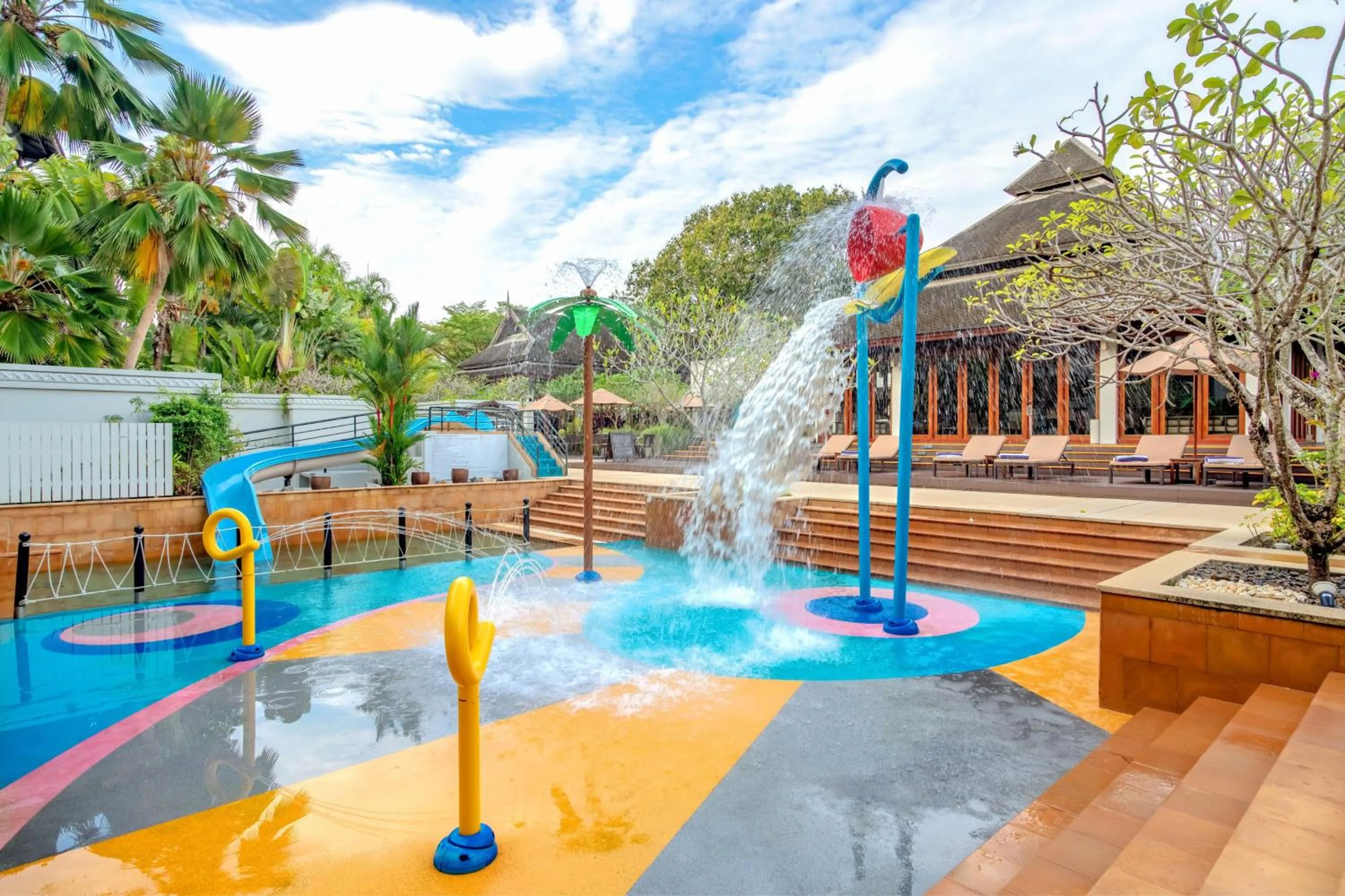 Swimming pool in Marriott's Mai Khao Resort - Phuket
