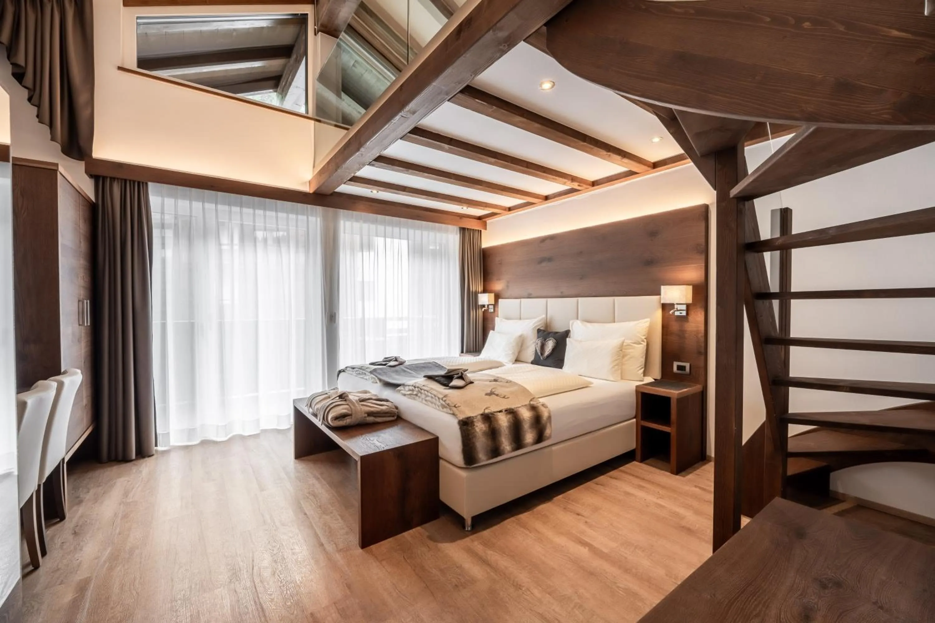 Bed in Arya Alpine Lodge