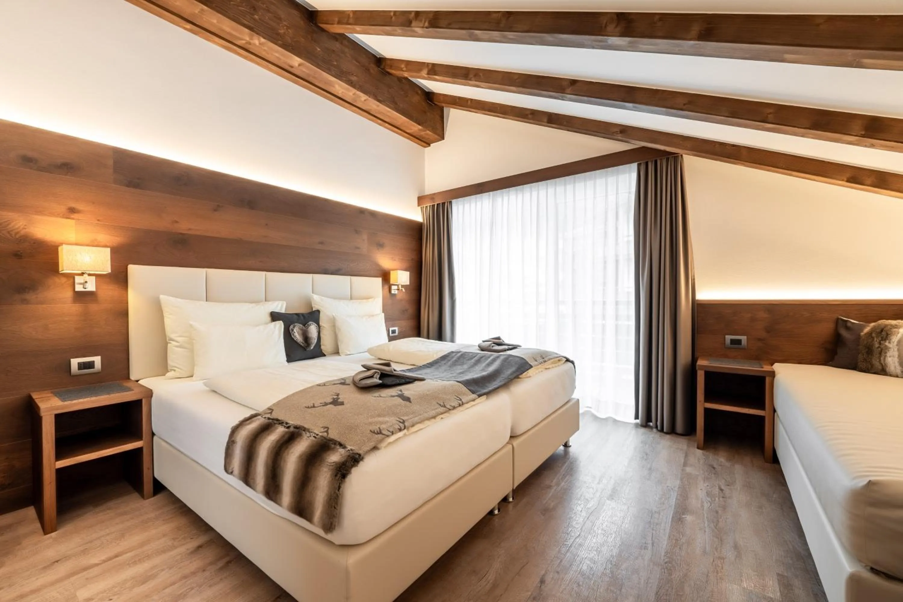 Bed in Arya Alpine Lodge