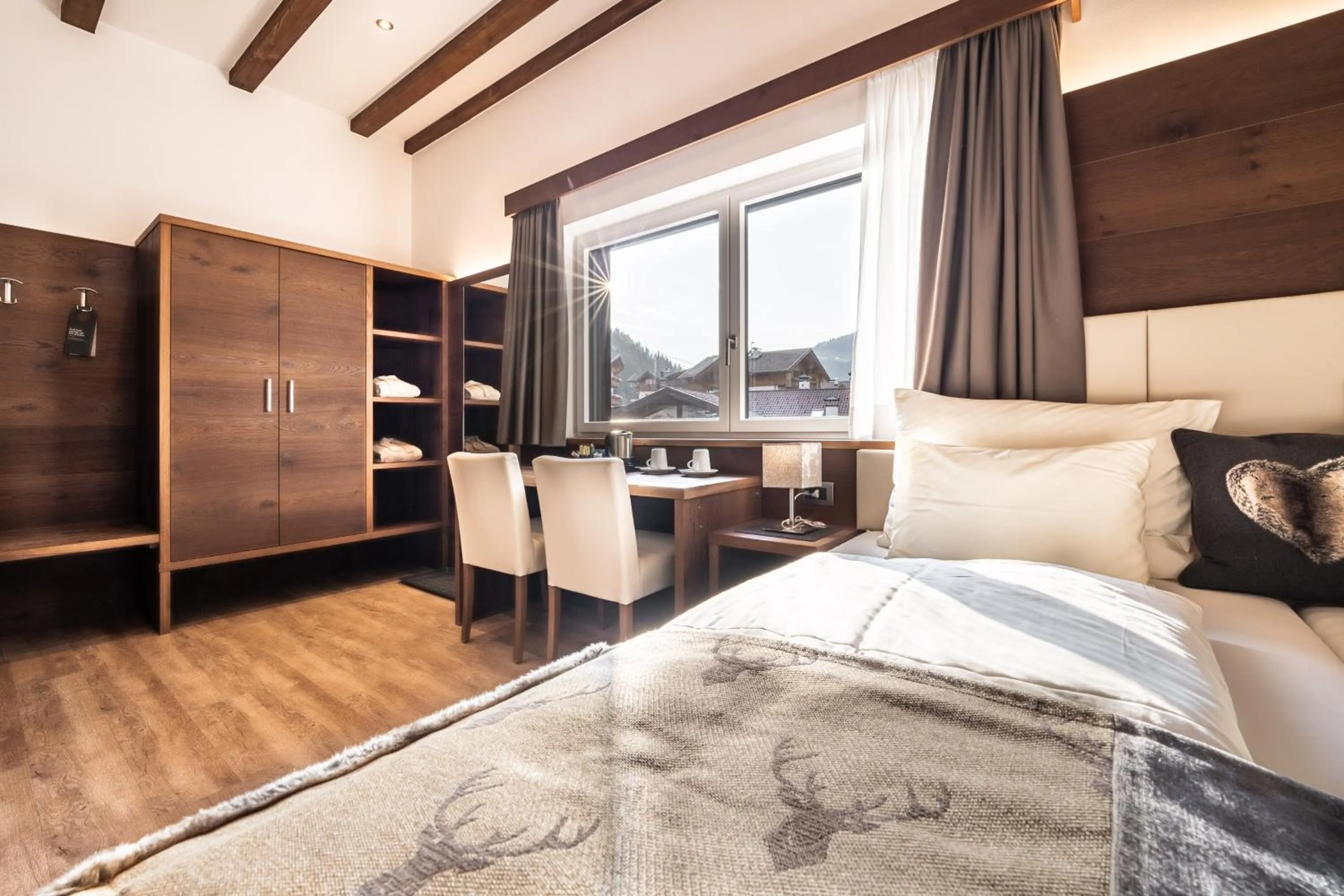 Bed in Arya Alpine Lodge