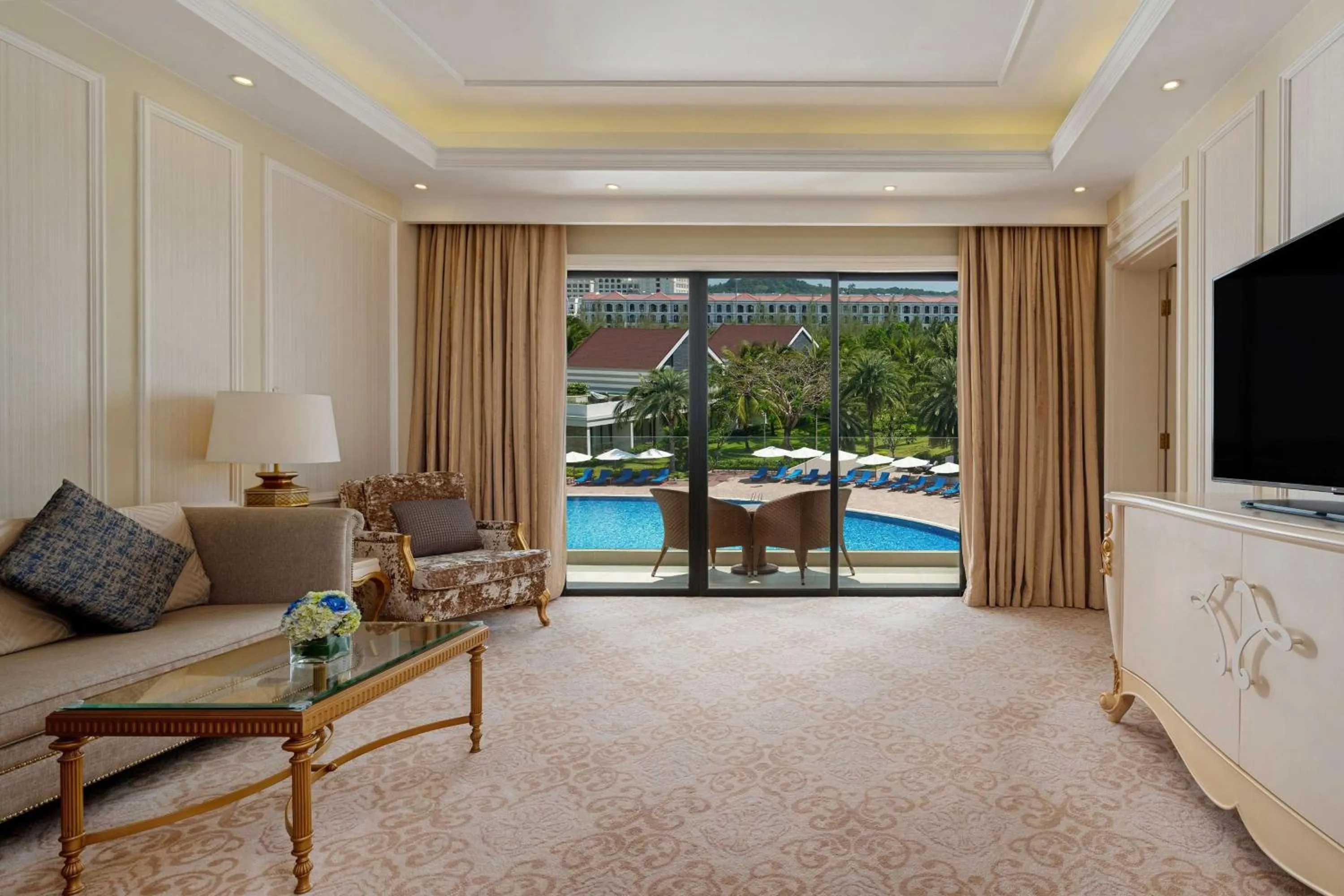 Living room in Radisson Blu Resort Phu Quoc