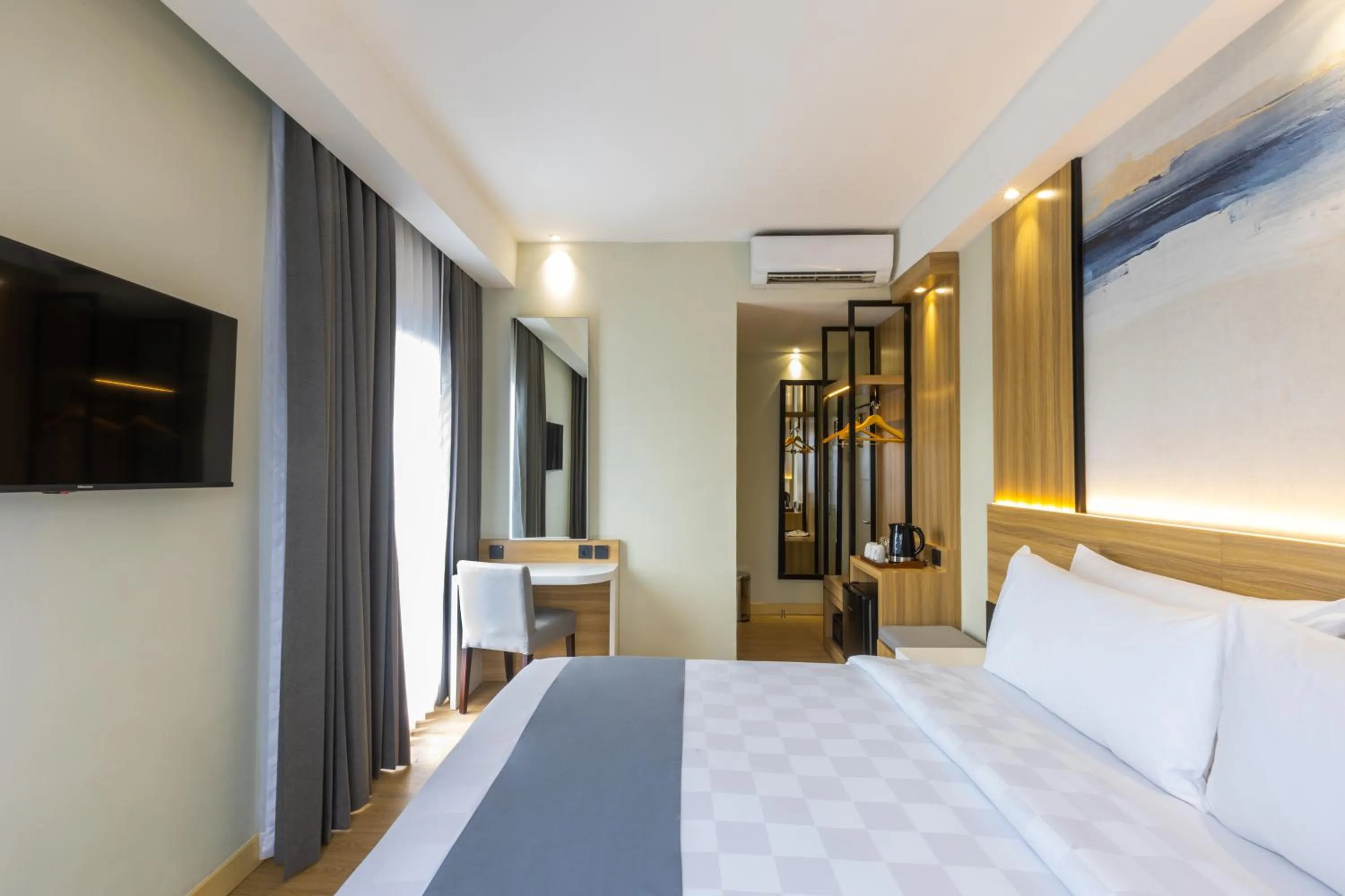 Deluxe Double Room - Smoking in Best Western Setiabudhi Bandung