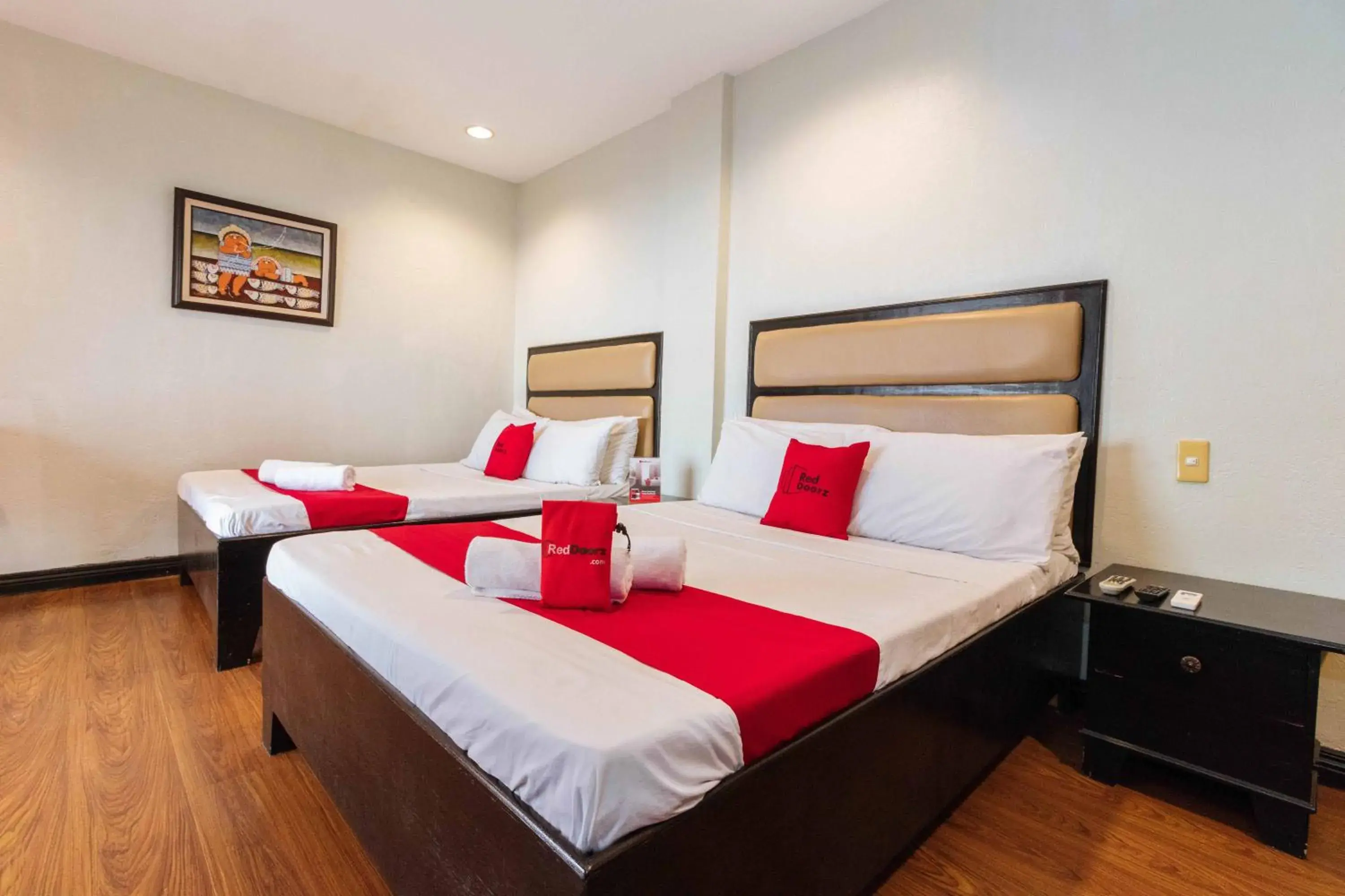 Deluxe Twin Room in RedDoorz Plus at The Ridge Tagaytay Deluxe Twin Room in RedDoorz Plus at The Ridge Tagaytay