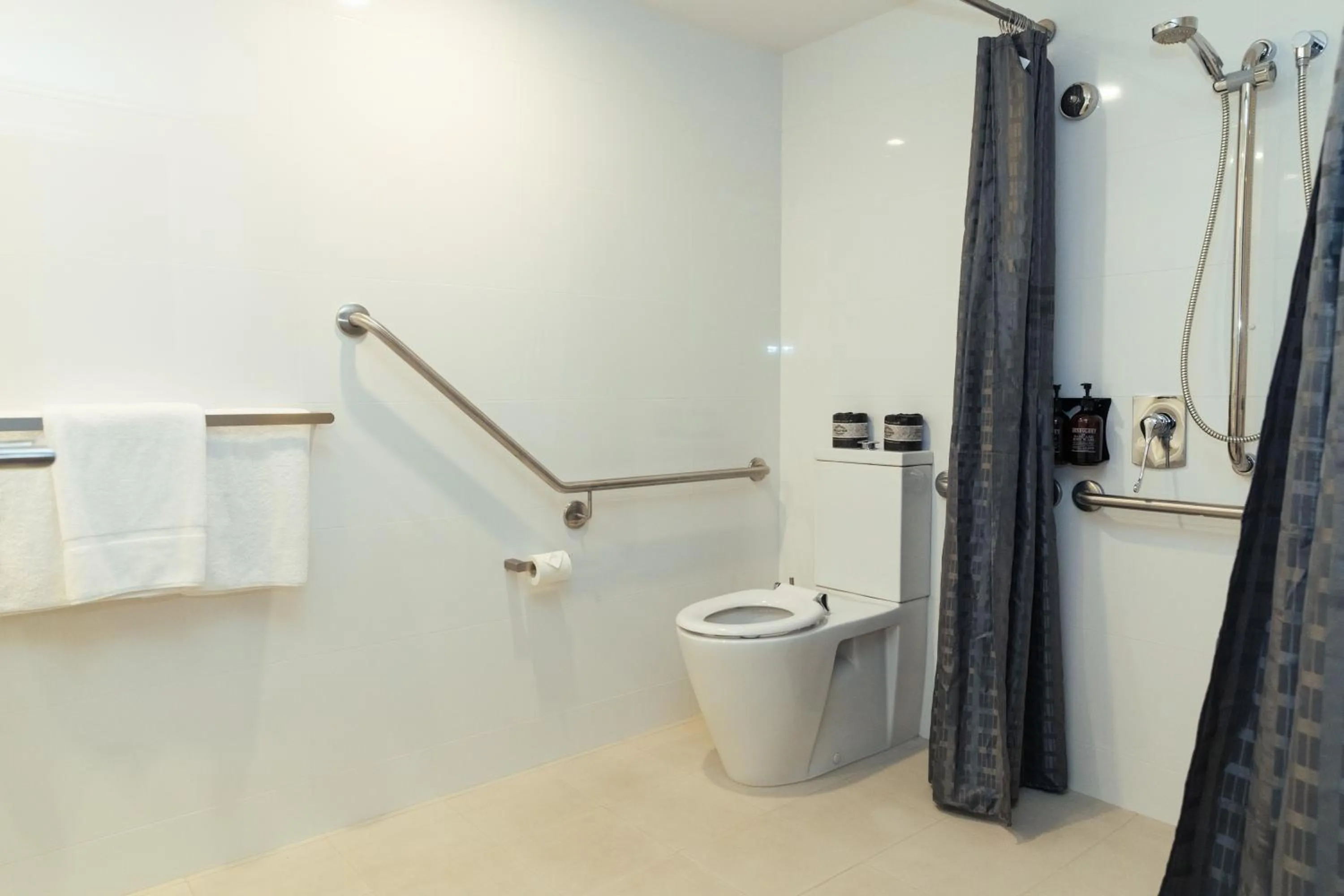 Bathroom in Lismore Gateway Motel