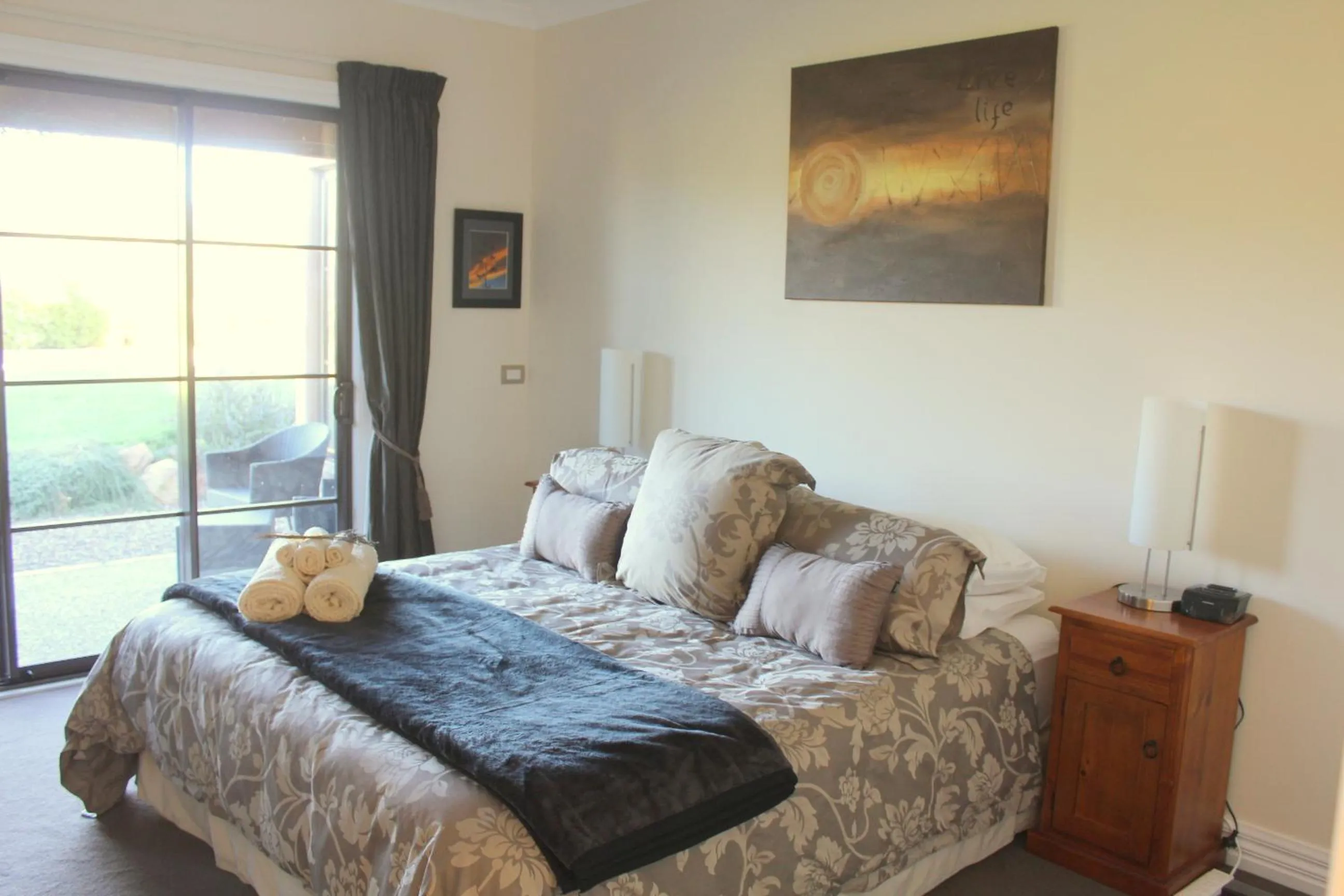 Bed in The Summit Lodge