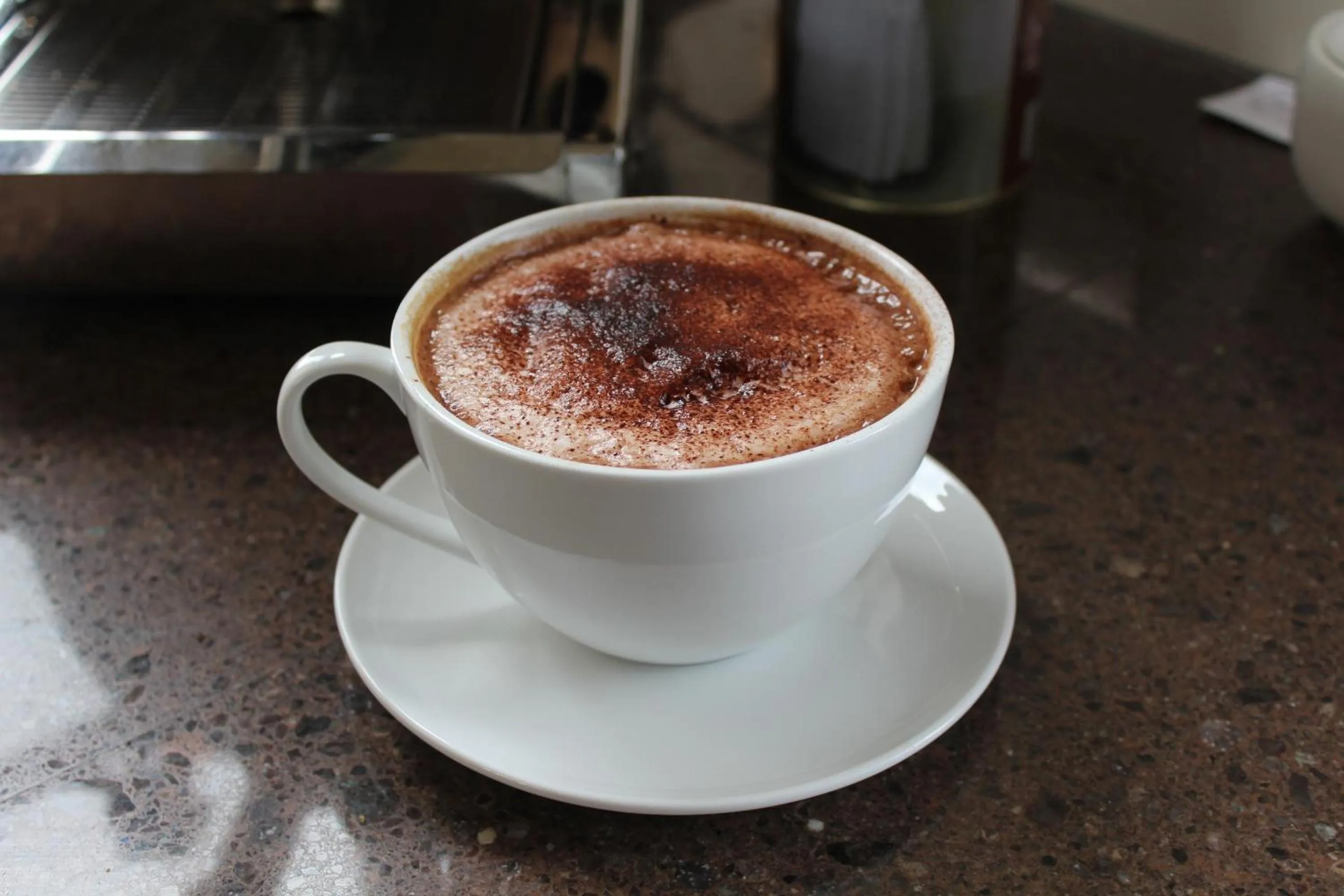 Coffee/tea facilities in The Summit Lodge