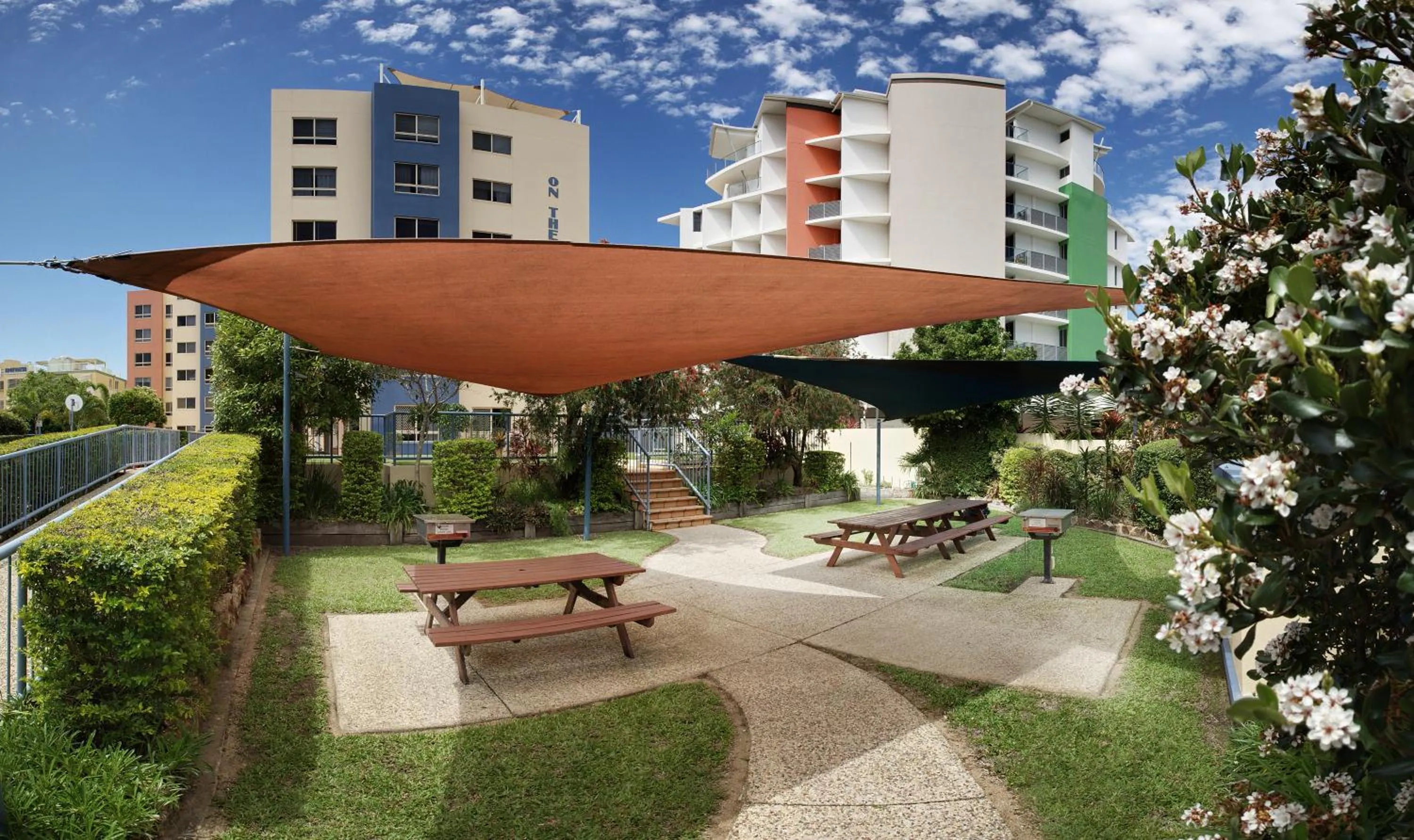 Garden in On The River Apartments