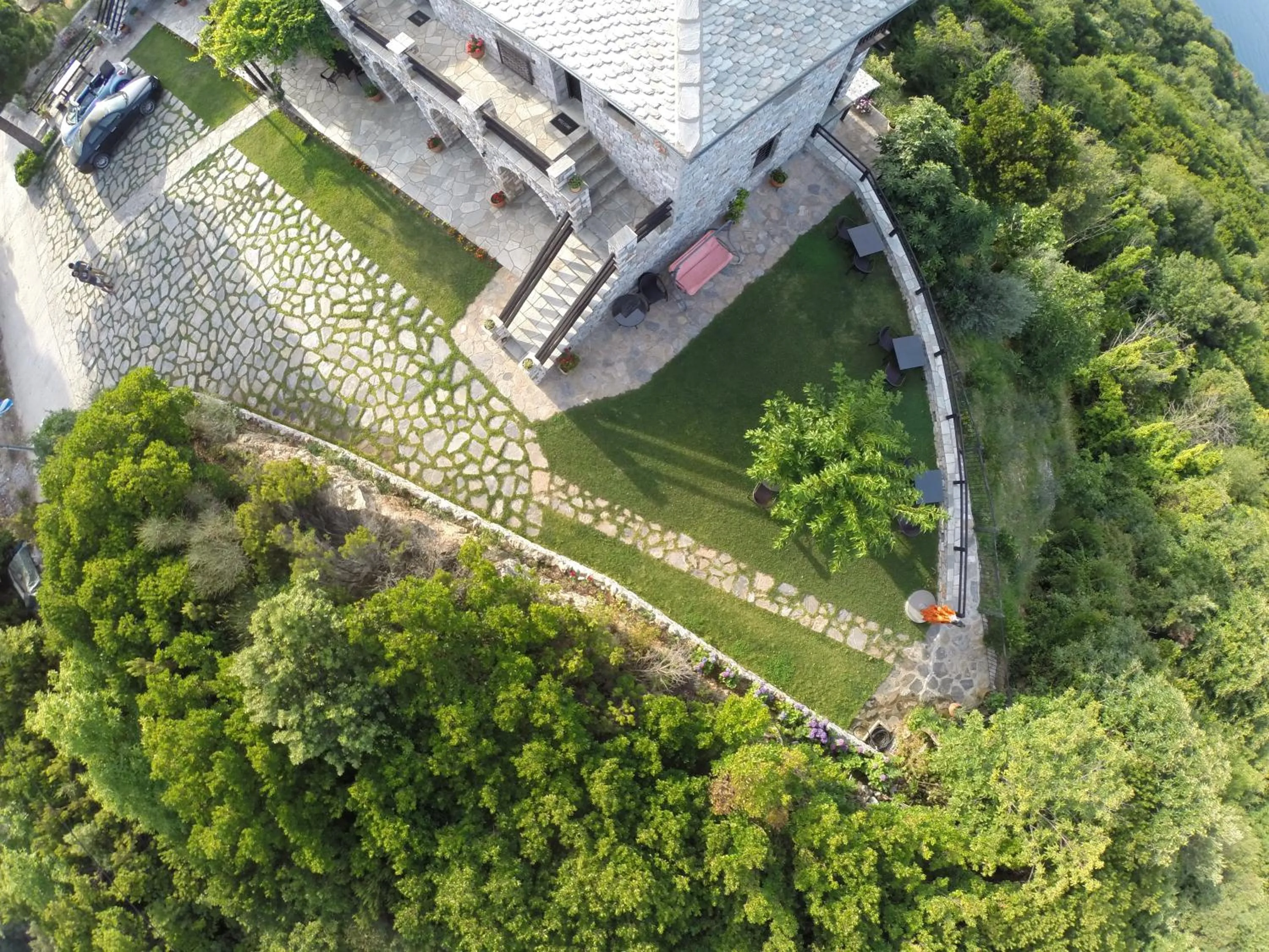 Bird's eye view in Prasino - Galazio