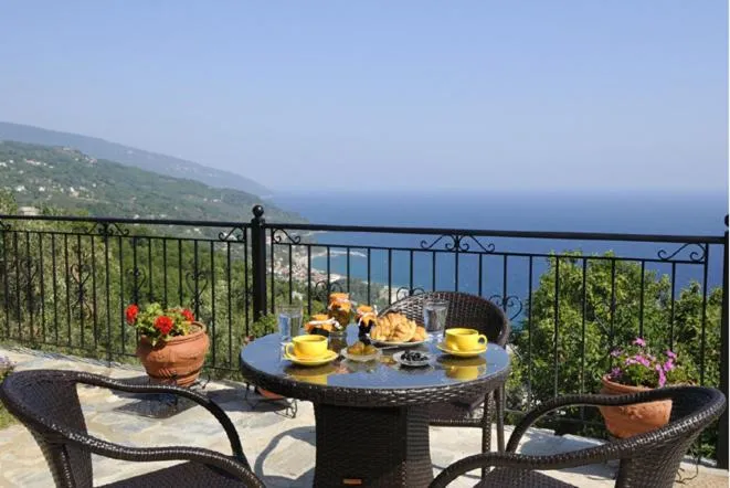 Balcony/Terrace in Prasino - Galazio