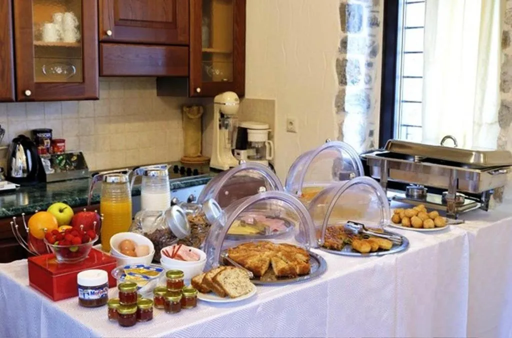 Buffet breakfast in Prasino - Galazio