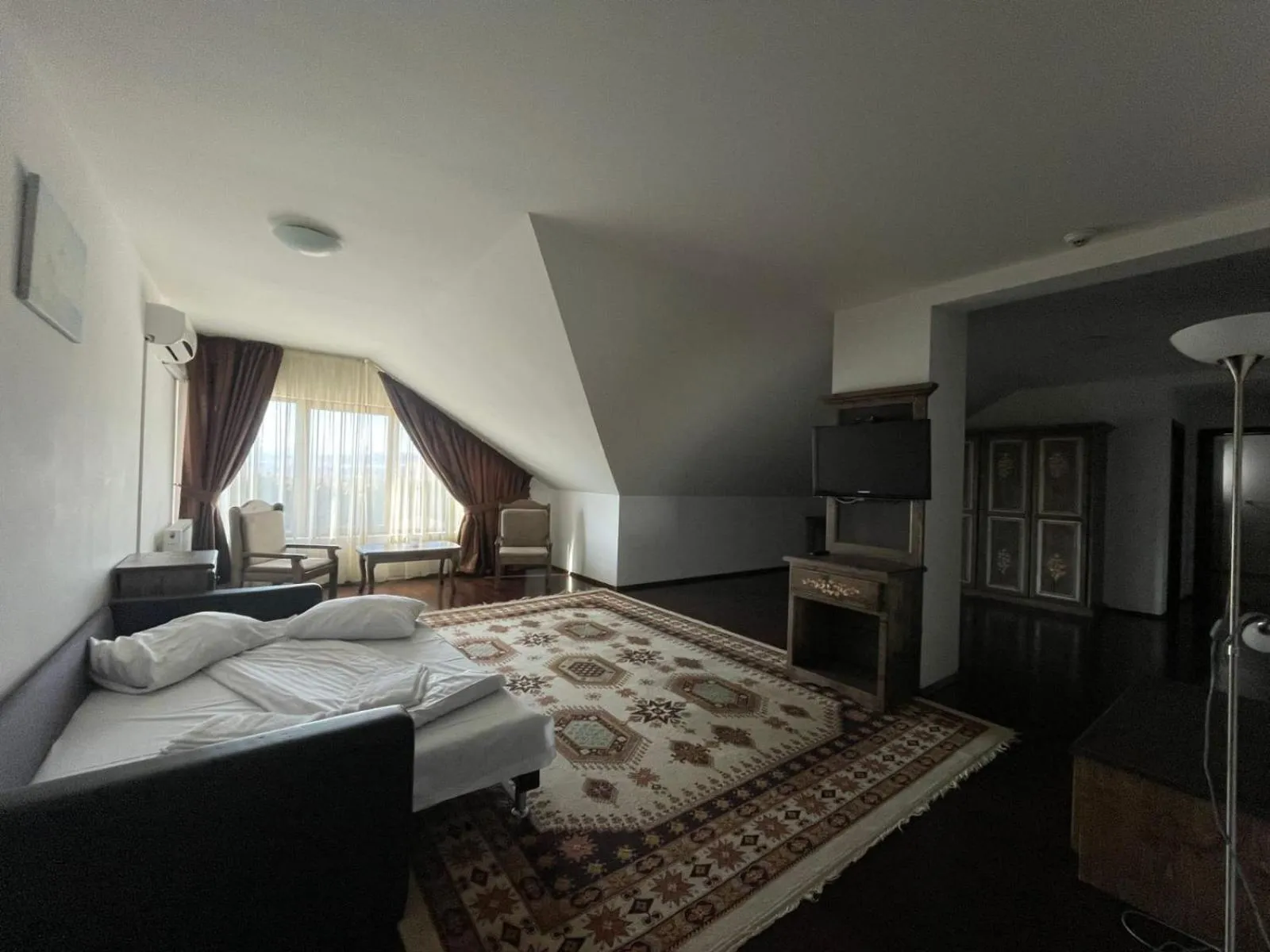 TV and multimedia in Complex Panicel