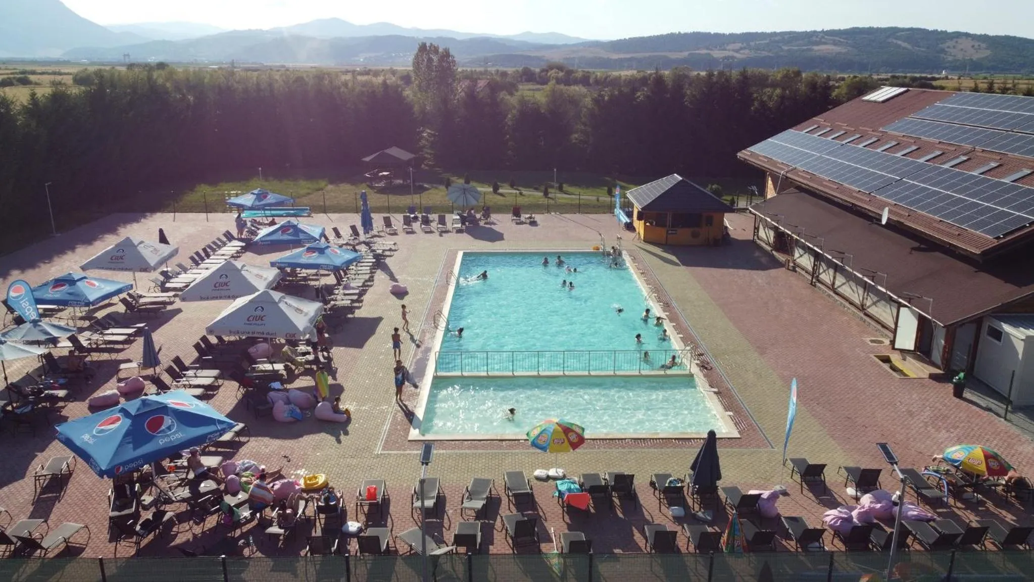 Bird's eye view in Complex Panicel