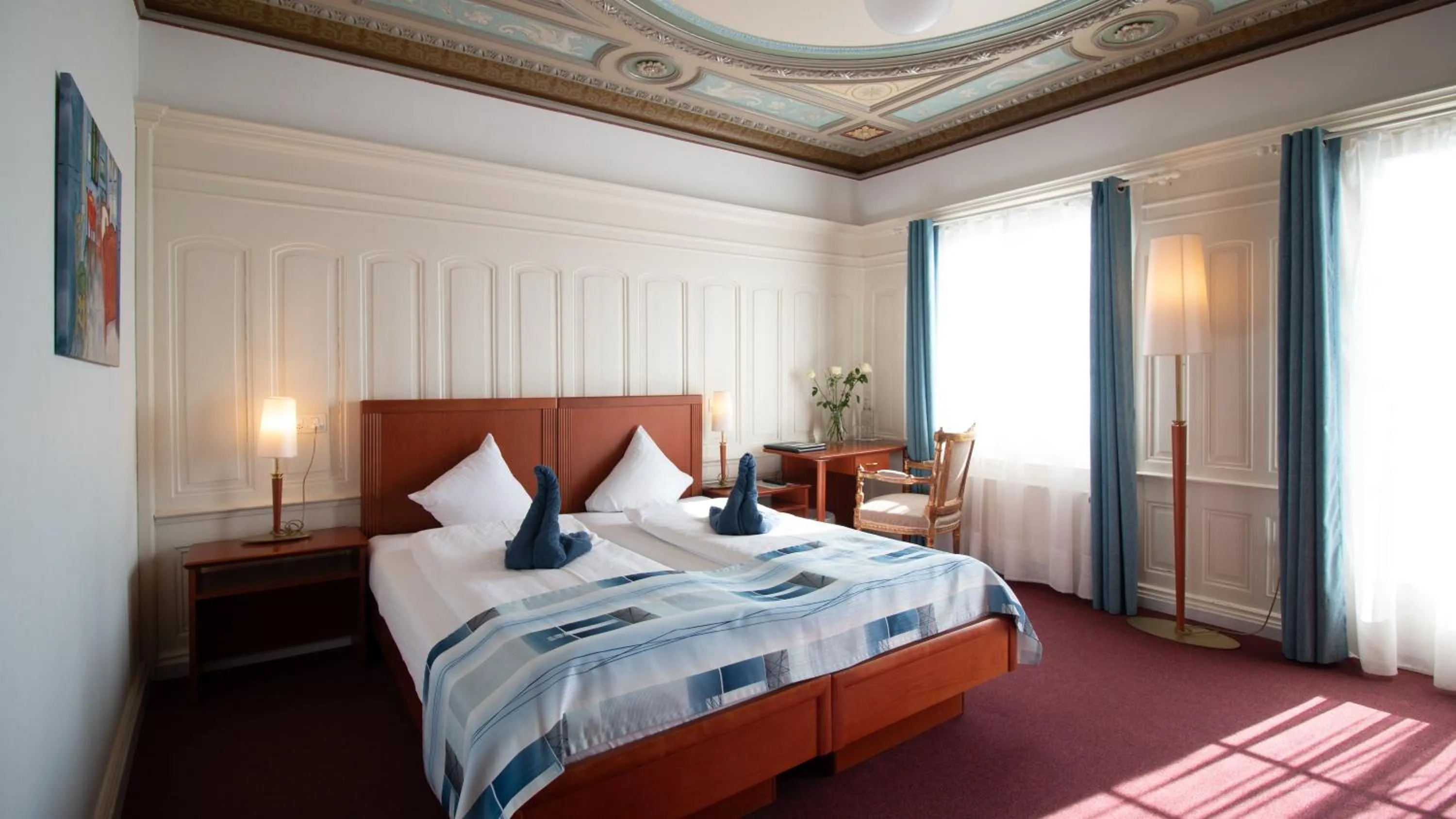 Bed in Hotel Schloss Romanshorn