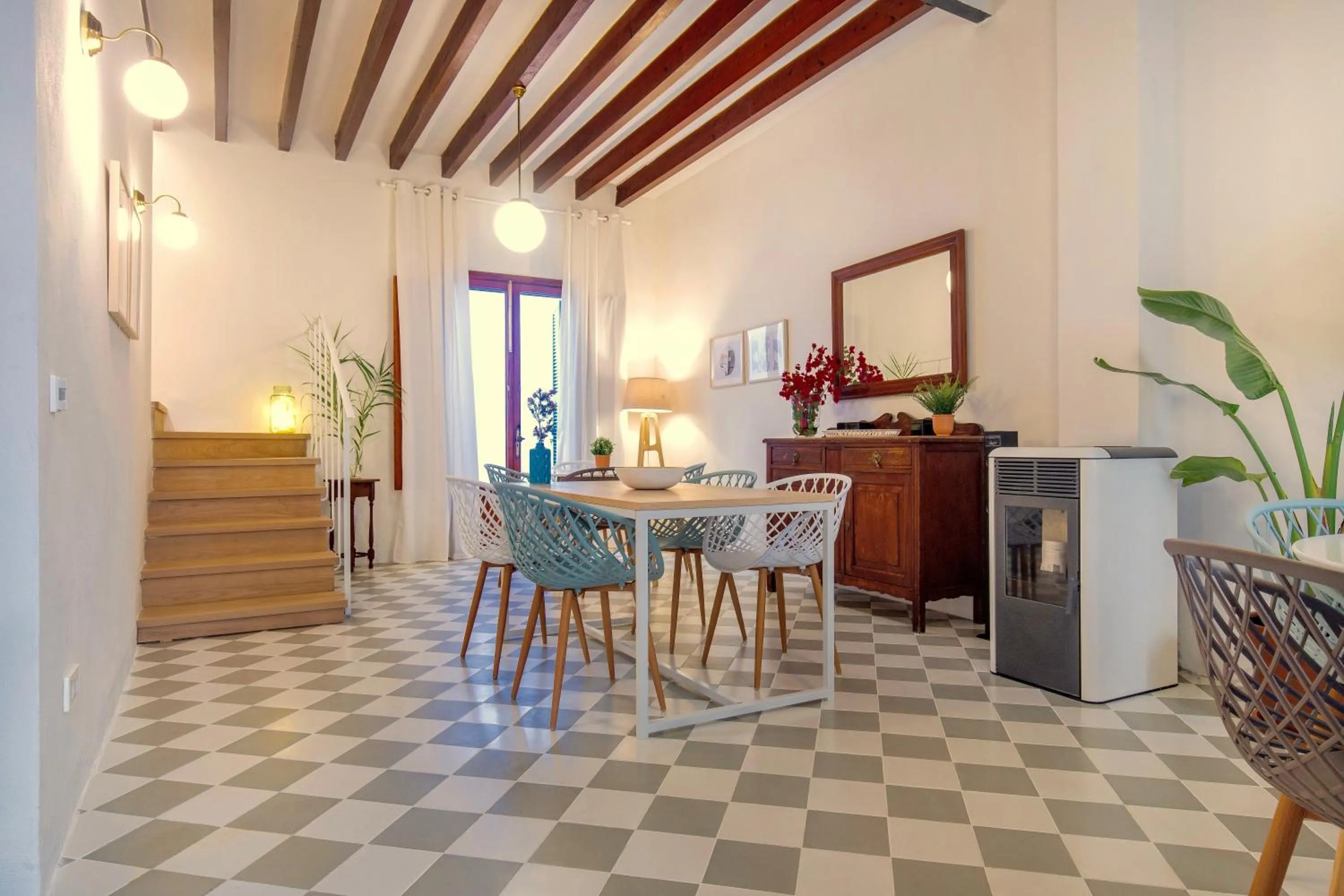 Communal lounge/ TV room in Senda Caimari