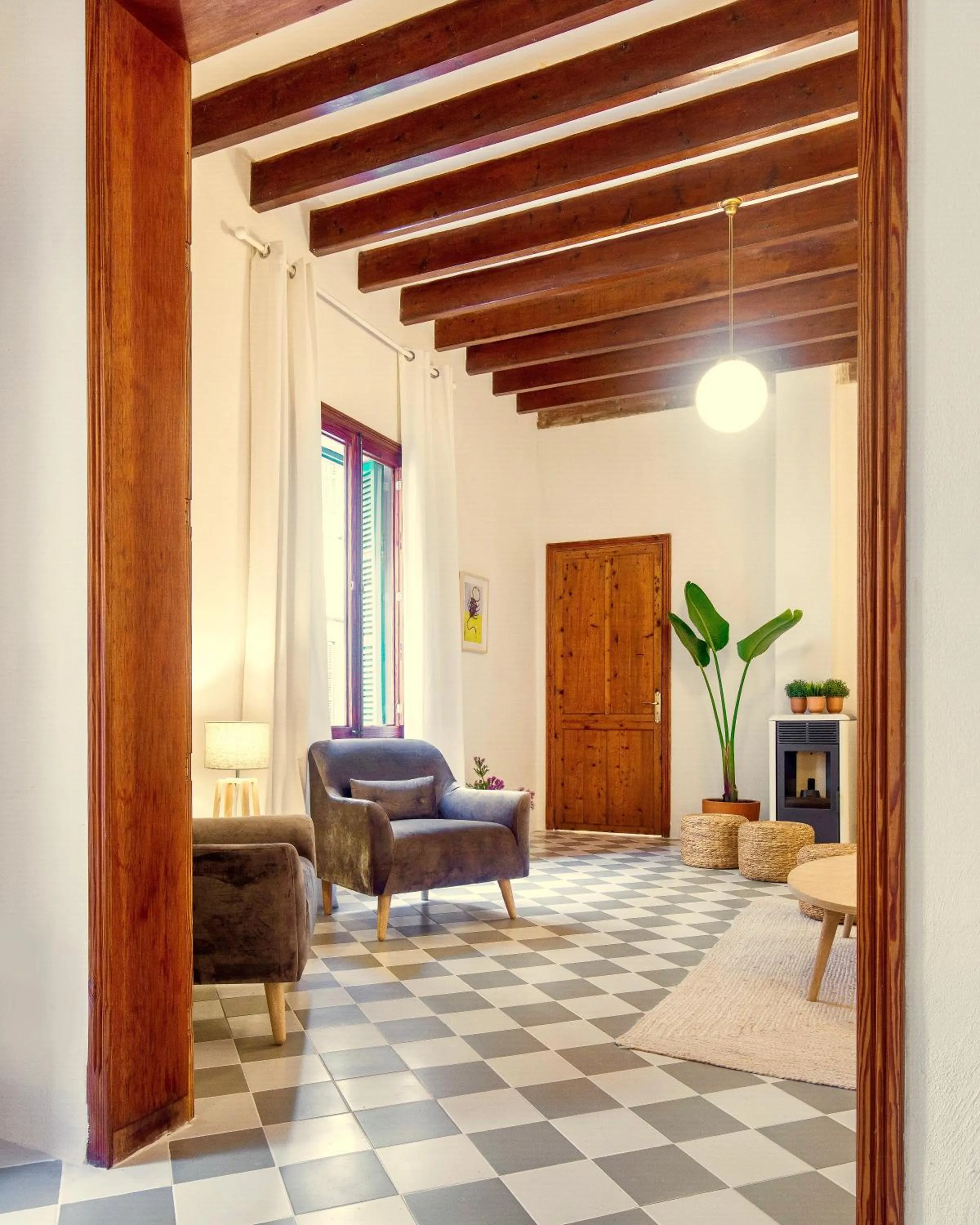 Communal lounge/ TV room in Senda Caimari