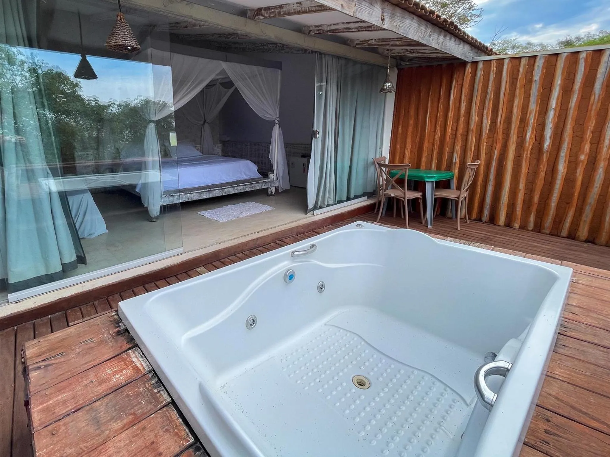 Hot Tub, Bed in Ranchos 30 Hotel Fazenda