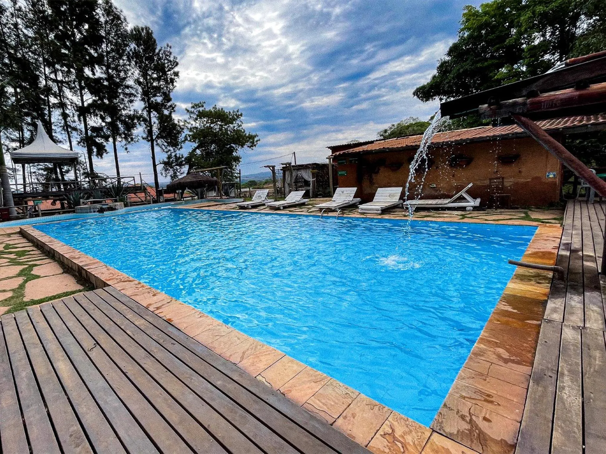 Swimming pool in Ranchos 30 Hotel Fazenda