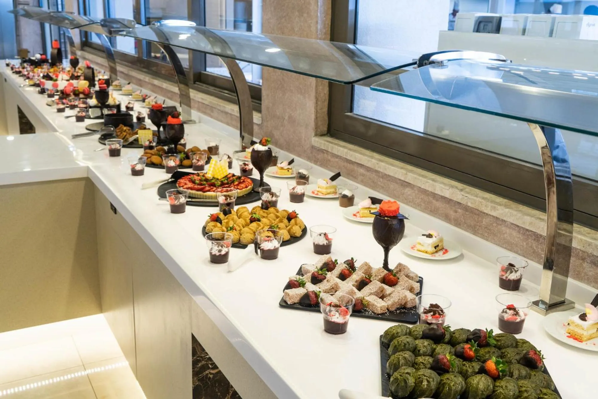 Emre Beach & Emre Hotel