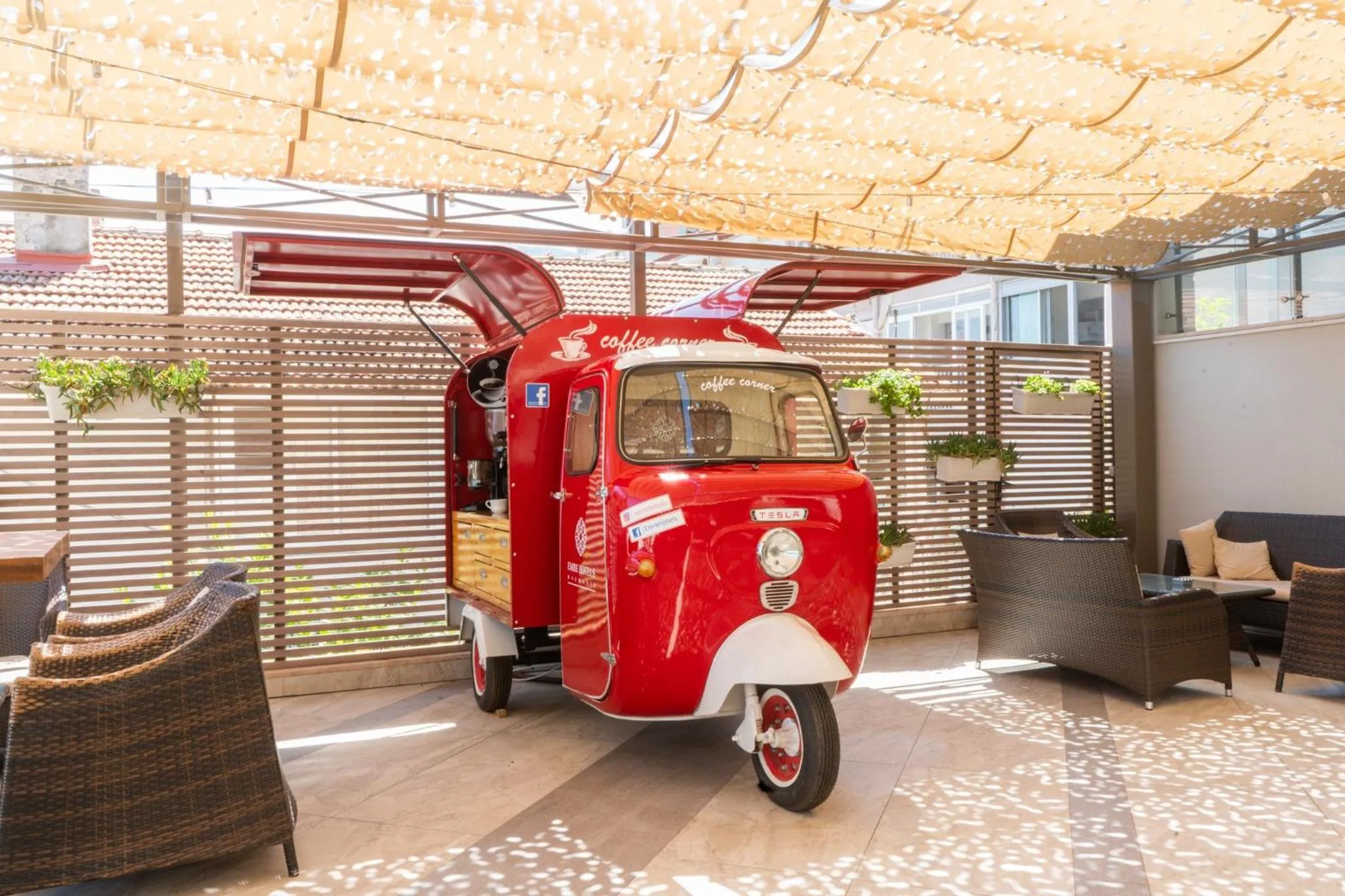 Coffee/tea facilities in Emre Beach & Emre Hotel