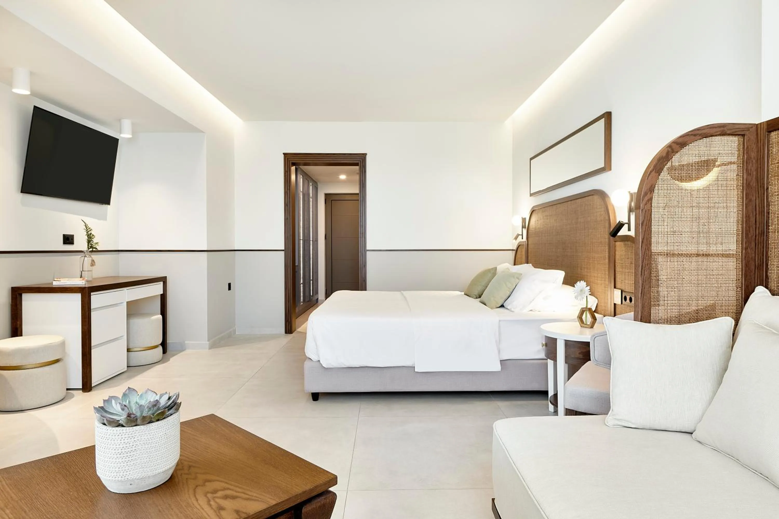Bedroom, Bed in Iberostar Selection Creta Marine