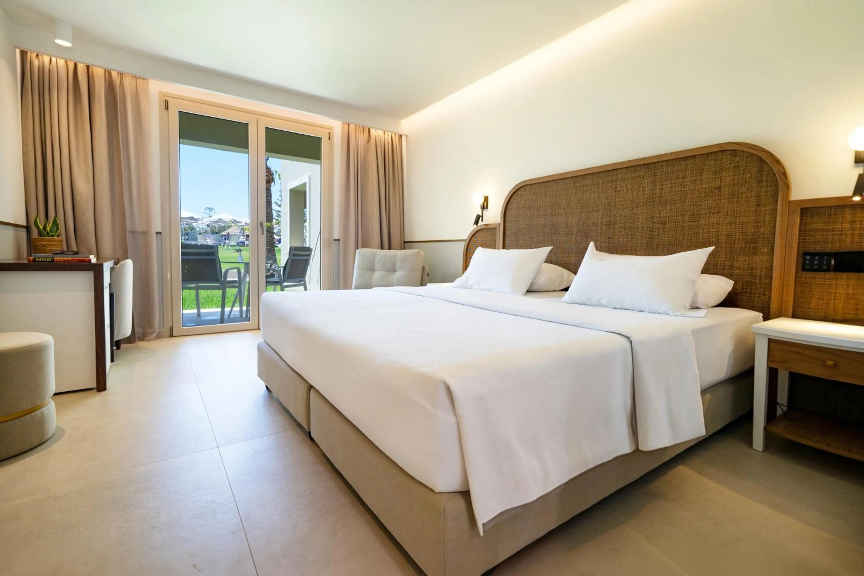 Bedroom, Bed in Iberostar Selection Creta Marine