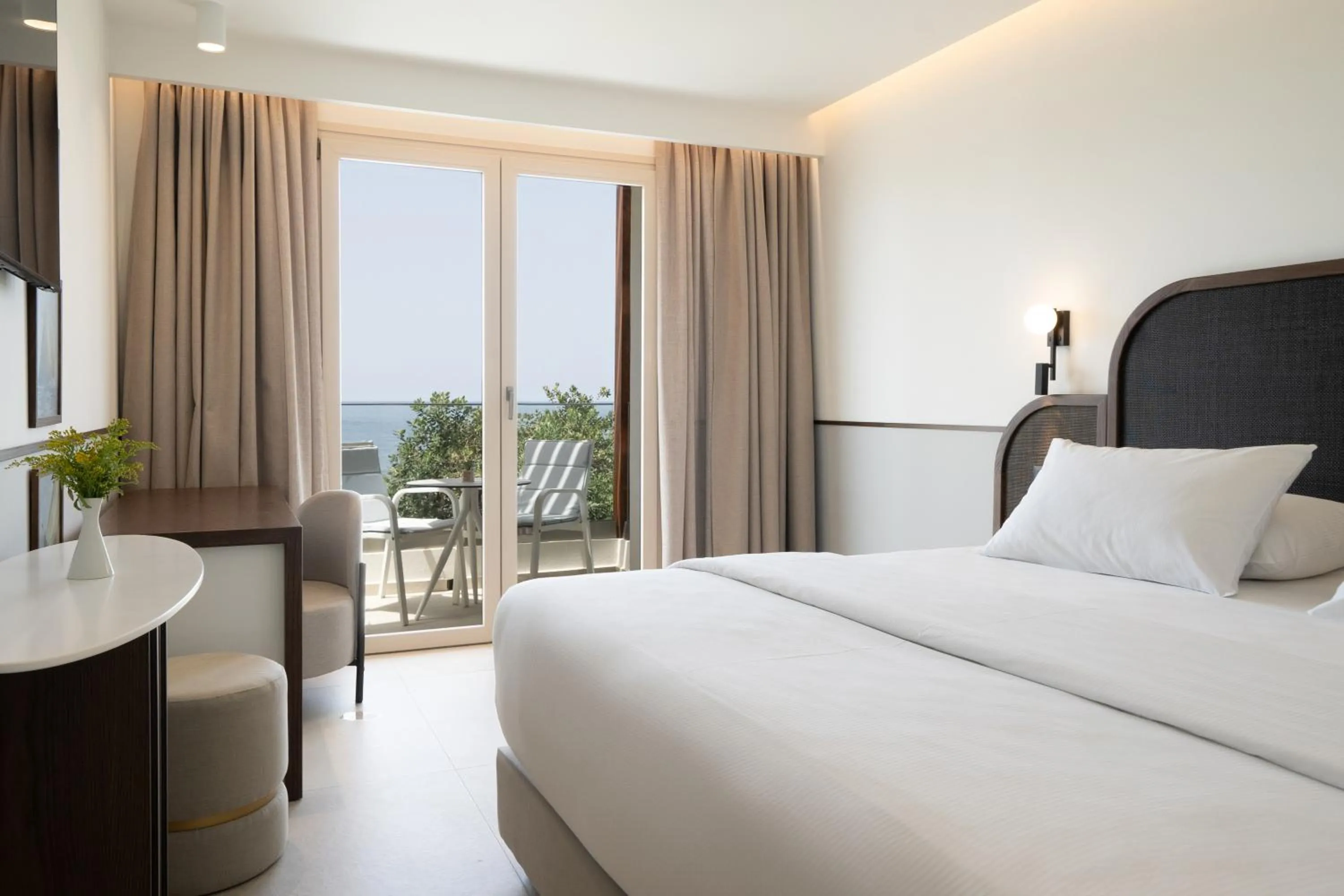 Bedroom, Bed in Iberostar Selection Creta Marine