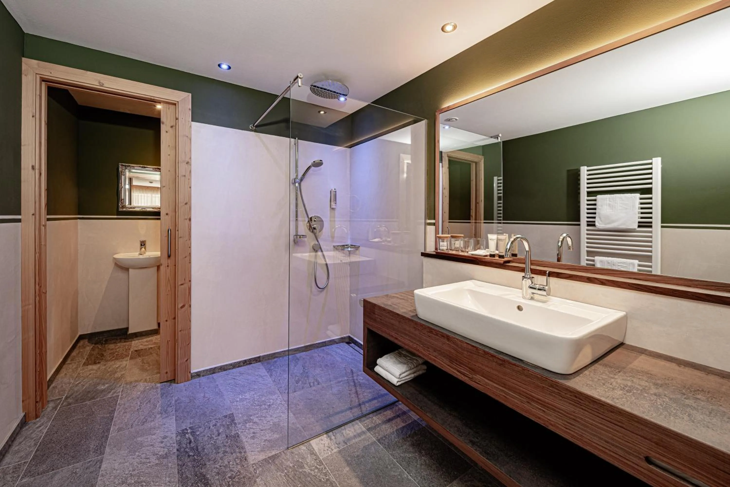 Bathroom in Hotel Masl