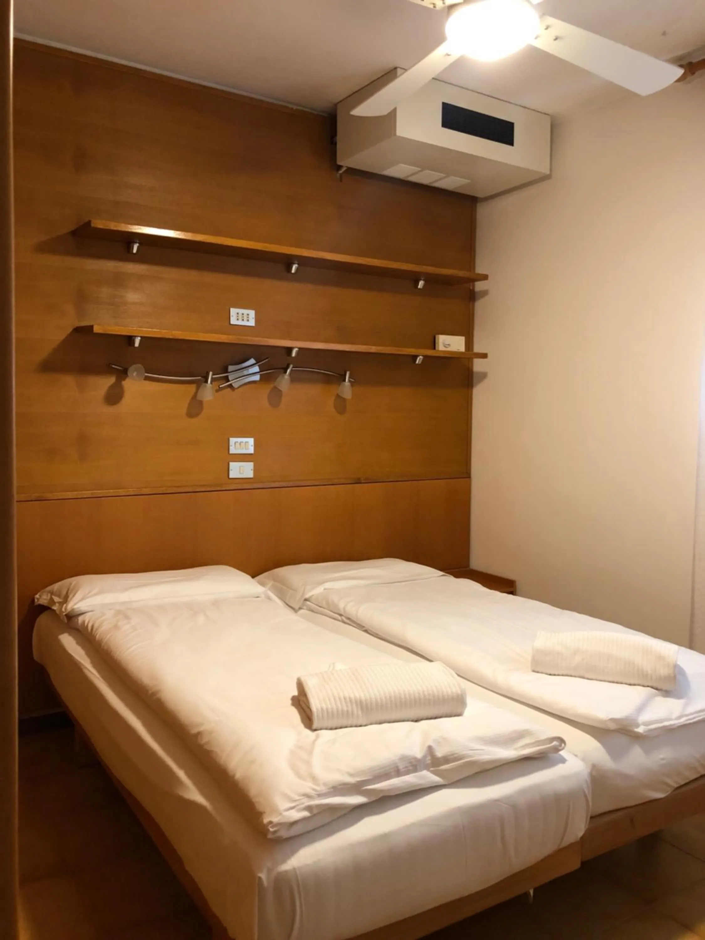 Bed in Hotel Garnì Villa Magnolia