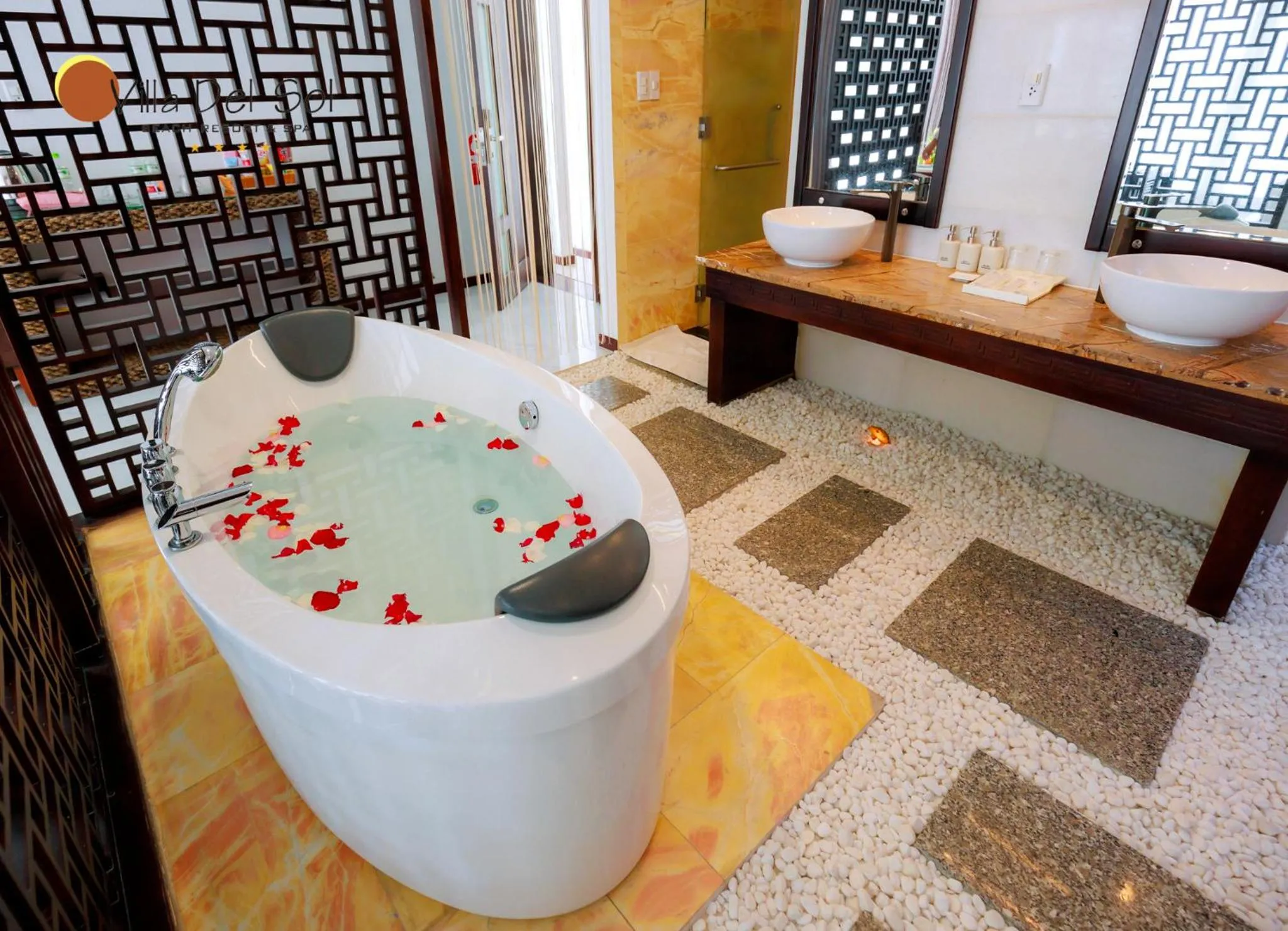 Property building in Villa Del Sol Beach Resort & Spa