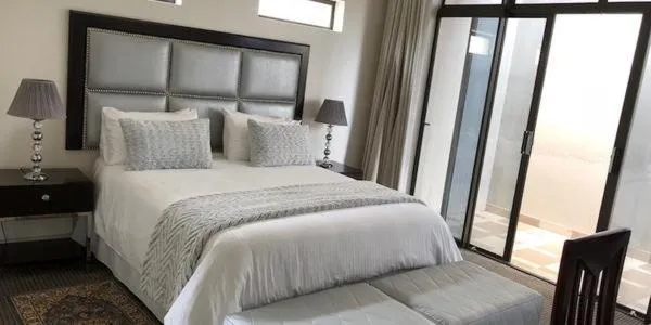 Bedroom in Coral Beach Bed & Breakfast