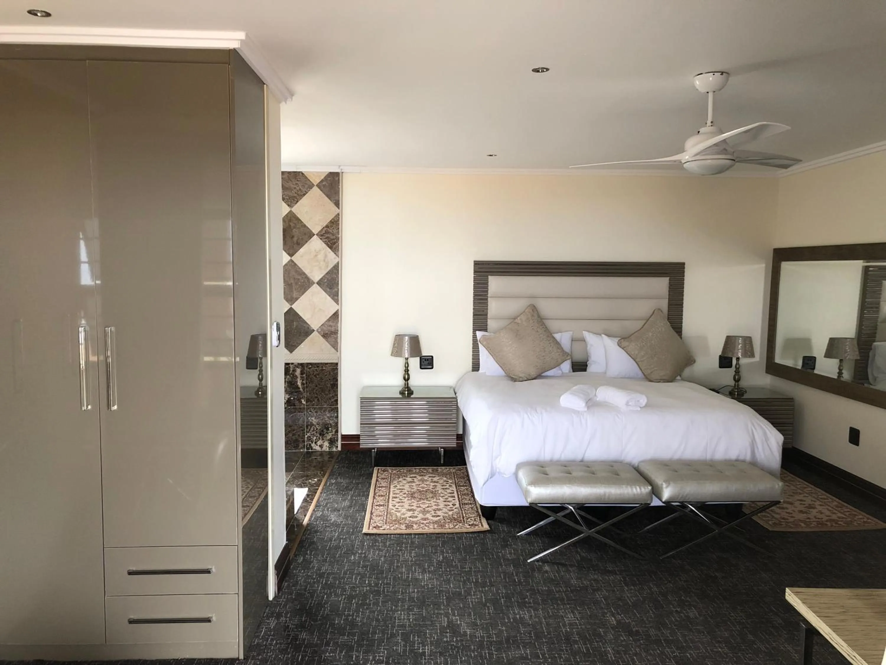 Bedroom in Coral Beach Bed & Breakfast