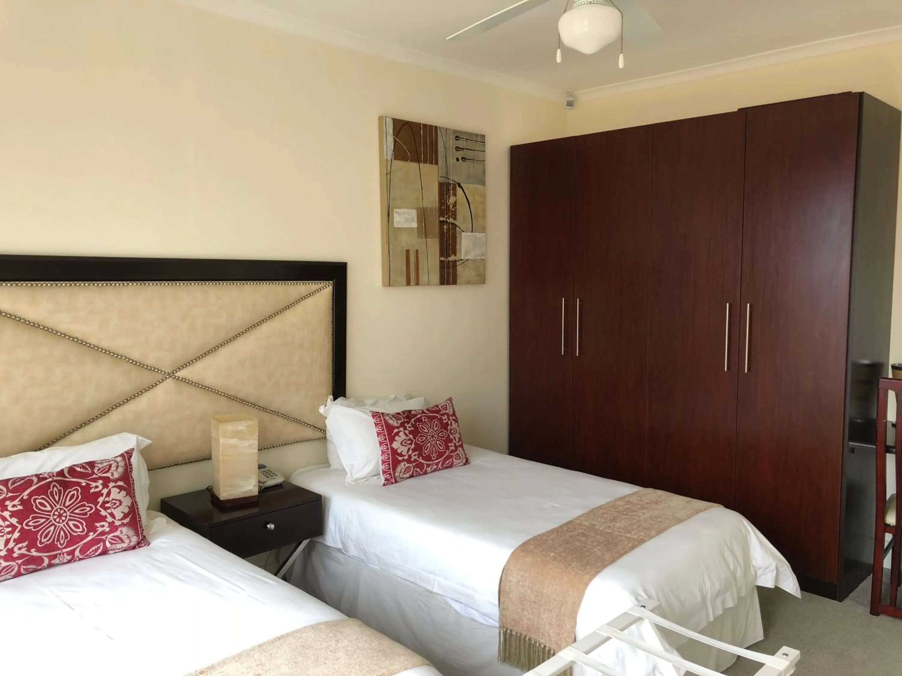 Coral Beach Bed & Breakfast