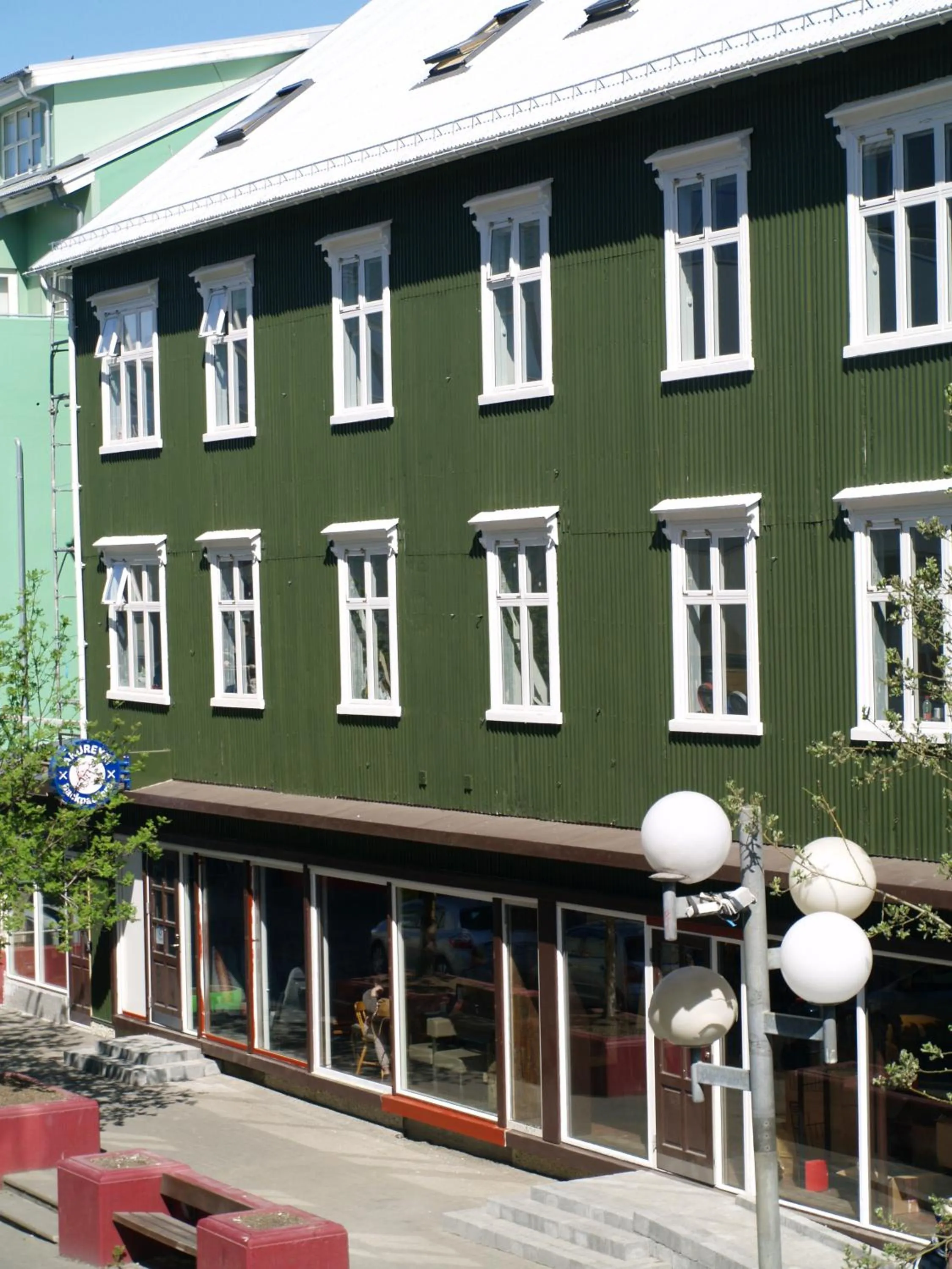 Facade/entrance in Akureyri Backpackers