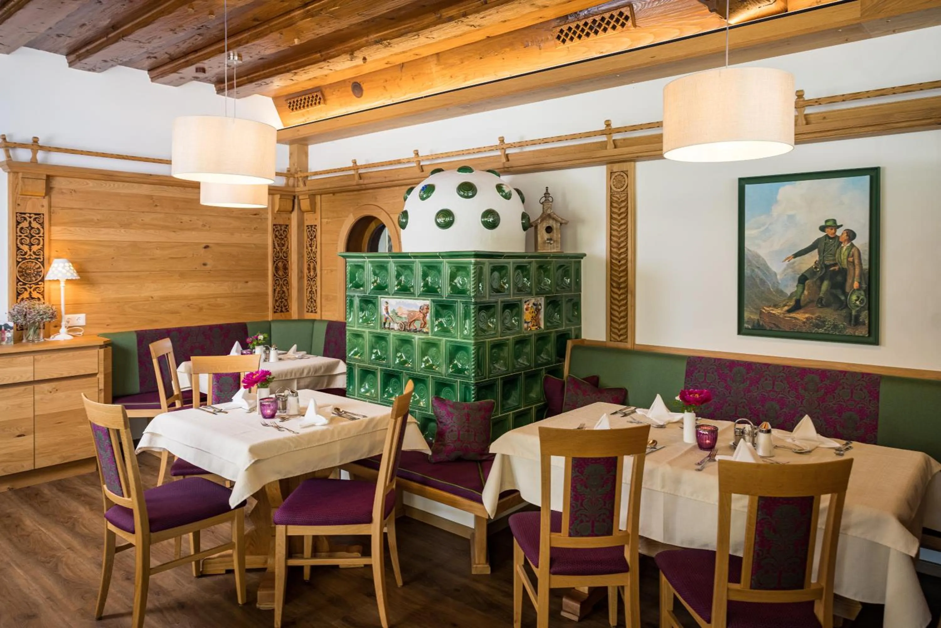 Restaurant/places to eat in Landhotel Häuserl im Wald