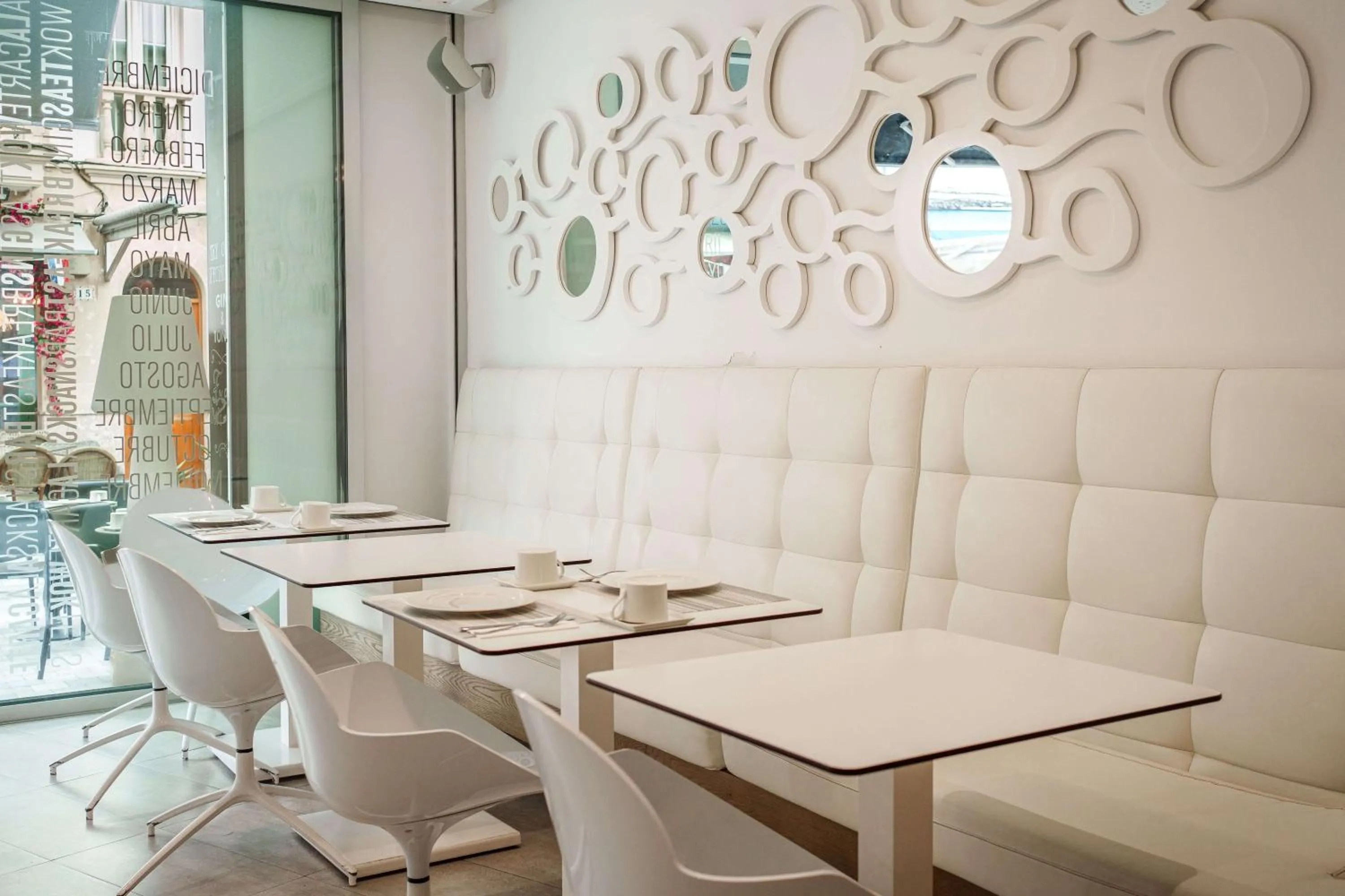 Lounge or bar in Mar Calma Hotel