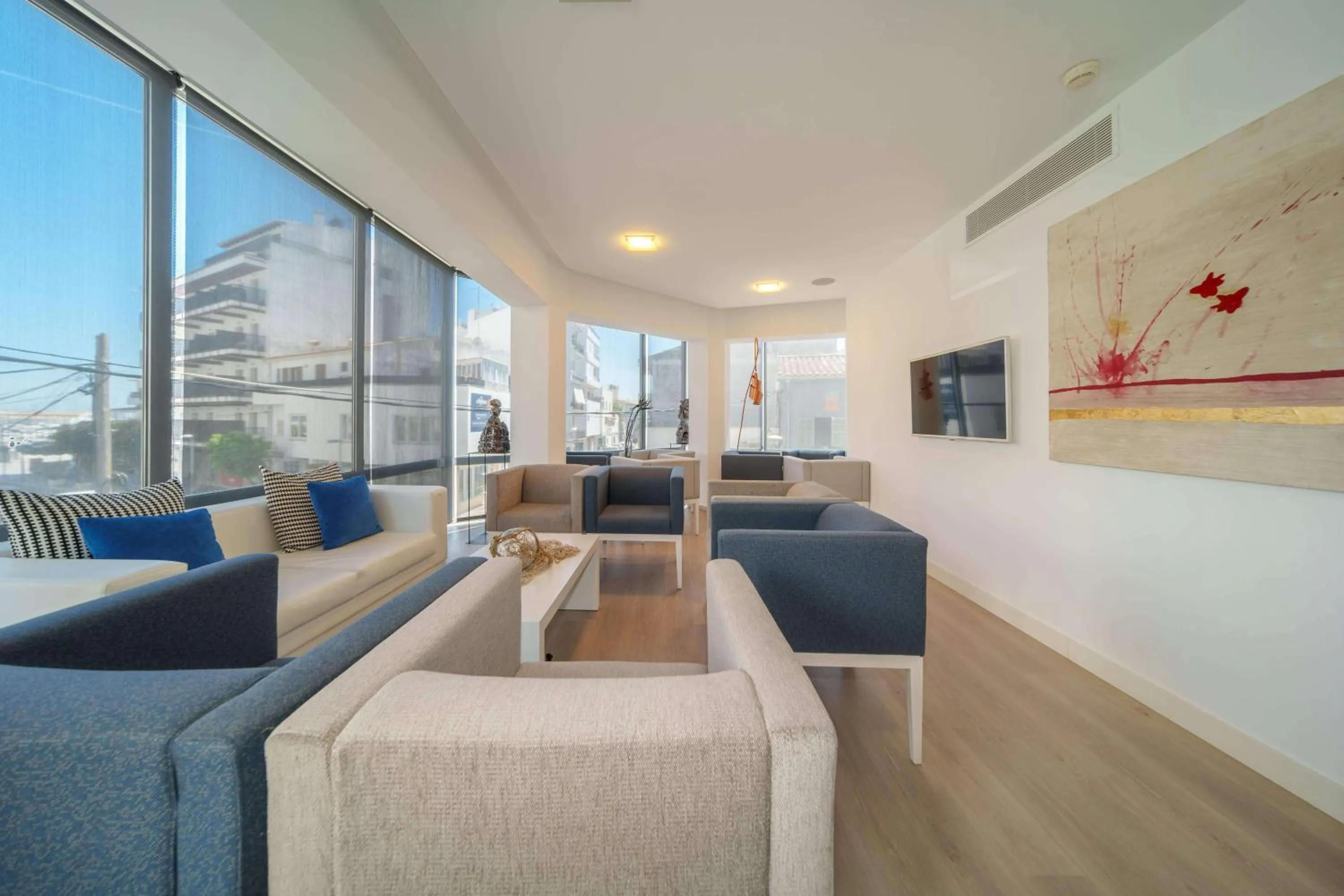 TV and multimedia in Mar Calma Hotel