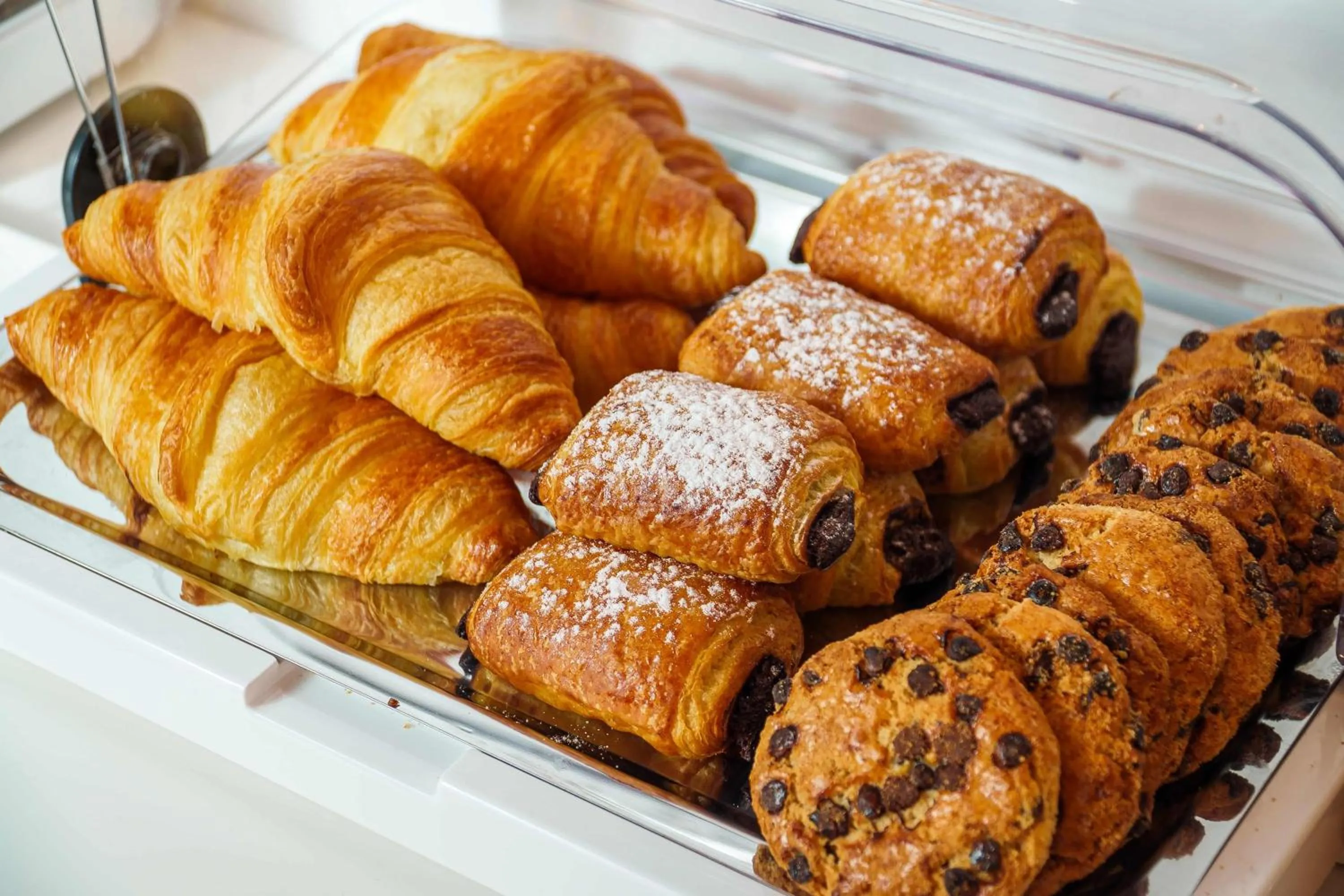 Food and drinks in Mar Calma Hotel