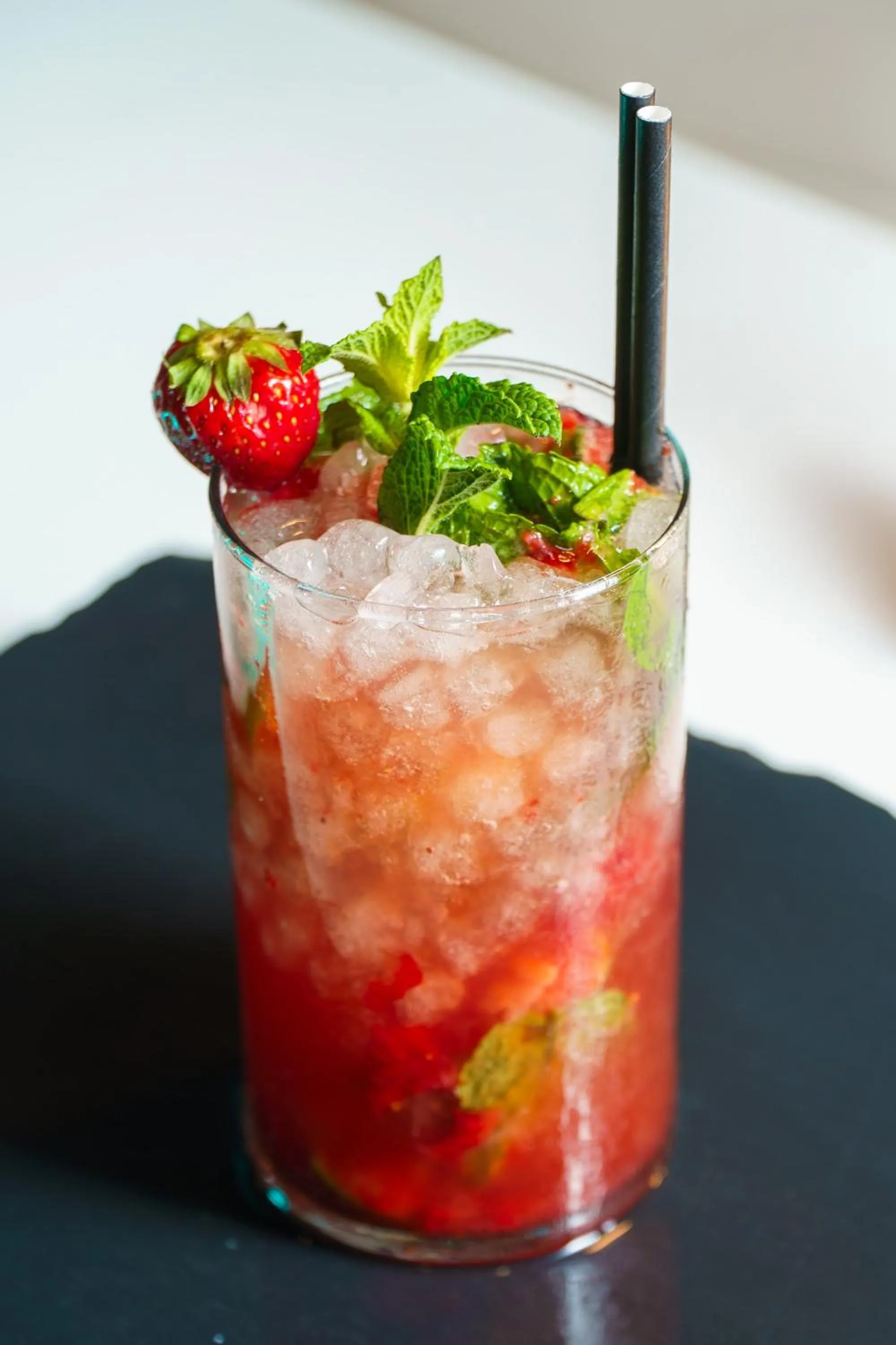 Lounge or bar in Mar Calma Hotel